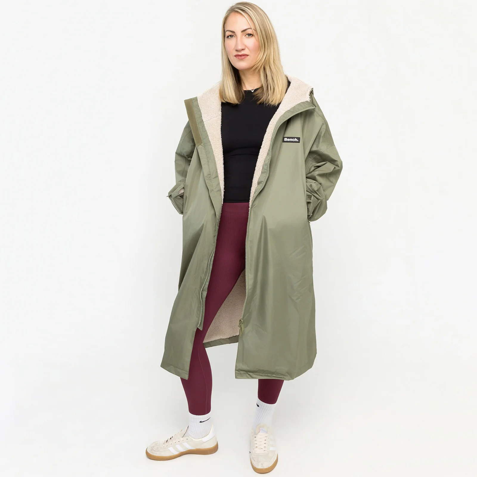 Bench Dryson Waterproof Changing Robe - Image 5