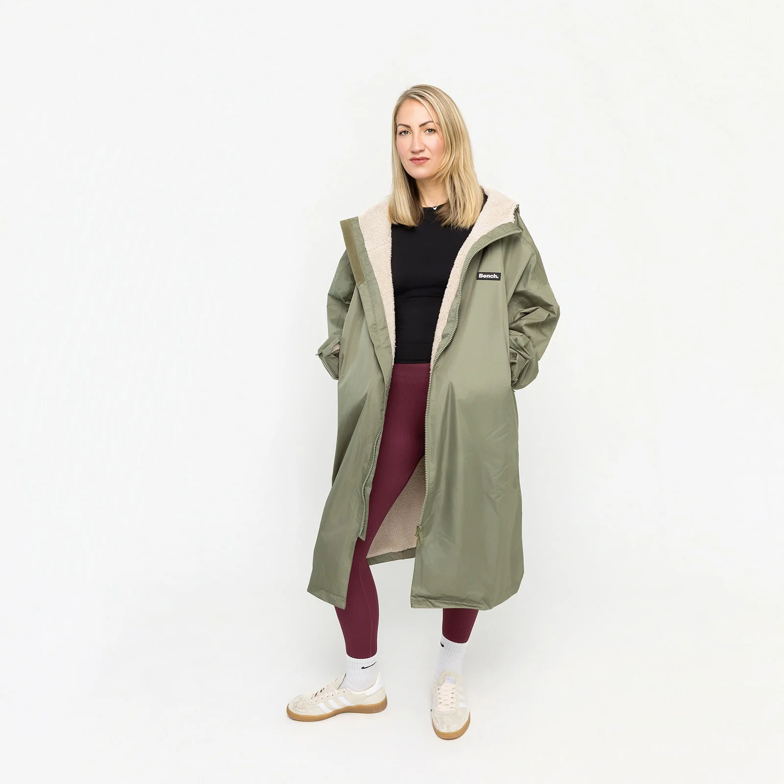 Bench Dryson Waterproof Changing Robe - Image 6