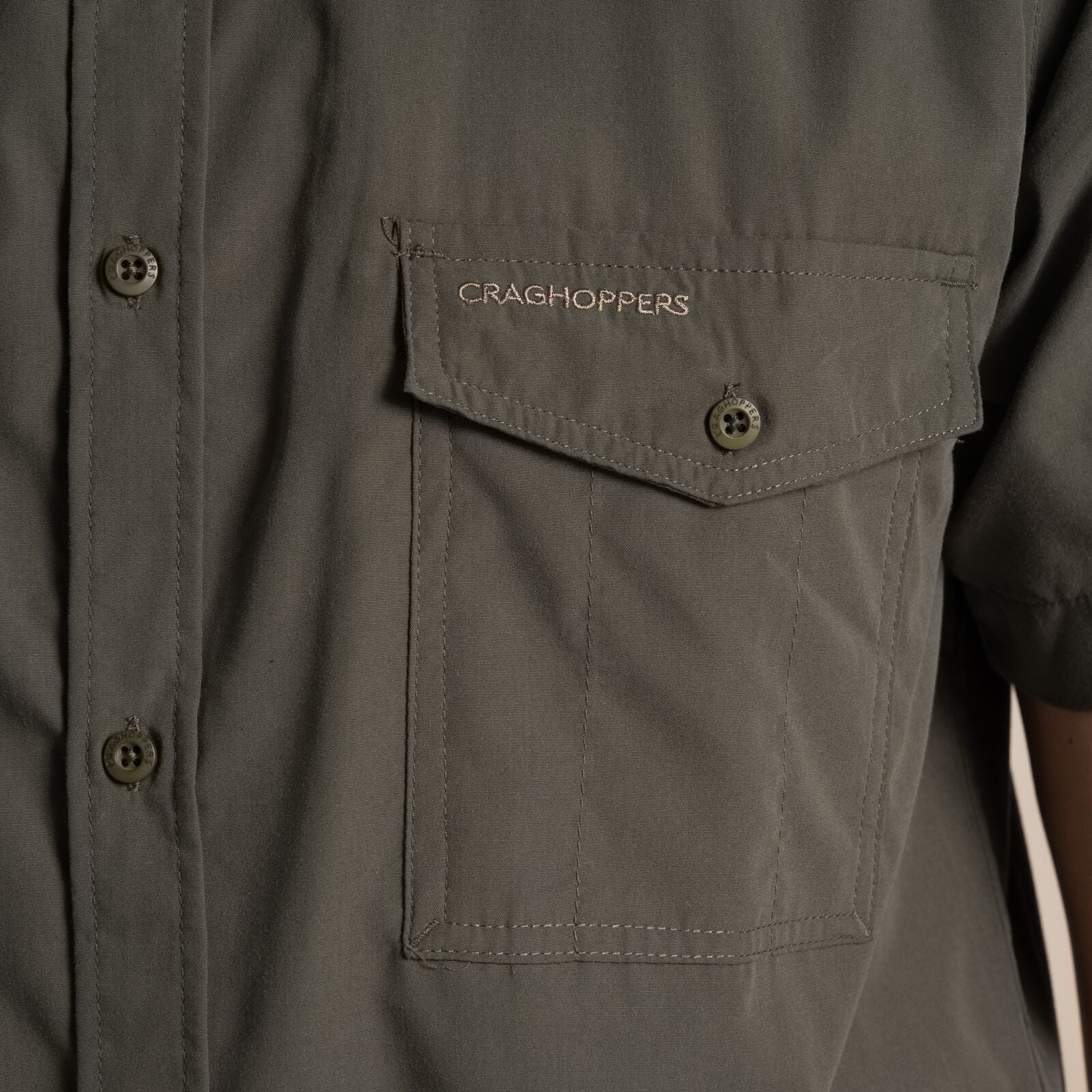 Craghoppers Mens Kiwi Sun Protection Short Sleeve Shirt - Image 27