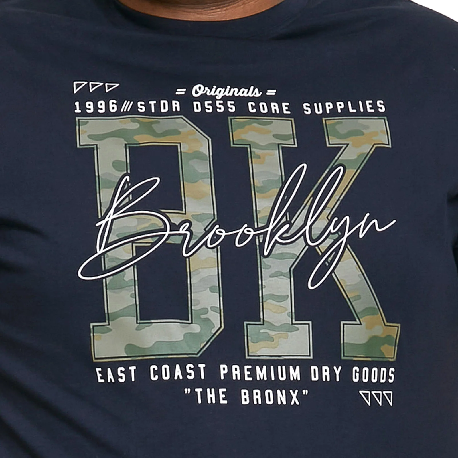 D555 Mens Hardwick Big & Tall Crew Neck Brookylyn Camo T-Shirt Navy - Image 2