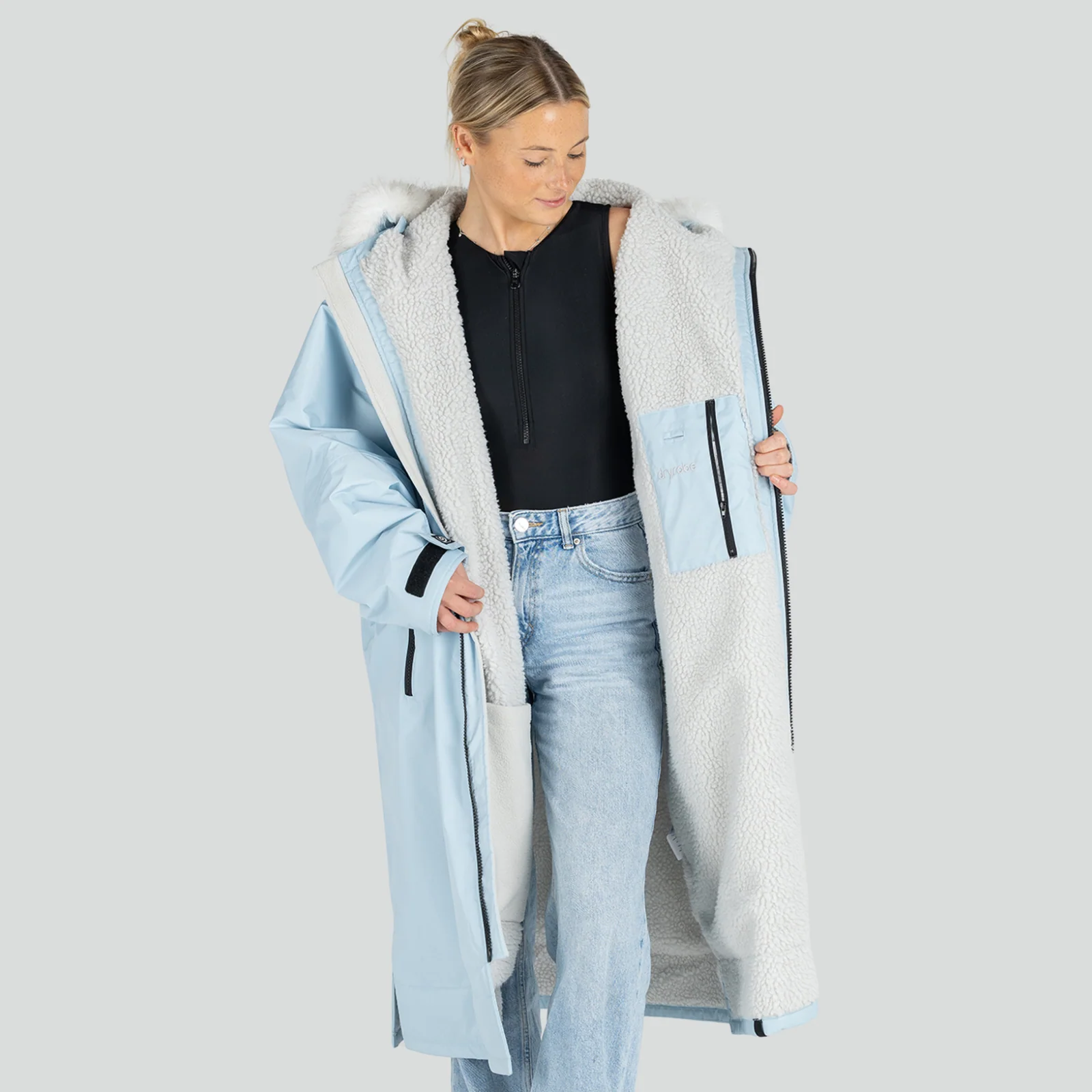 dryrobe Alpine Range Advance Long Sleeve Changing Robe - Image 15