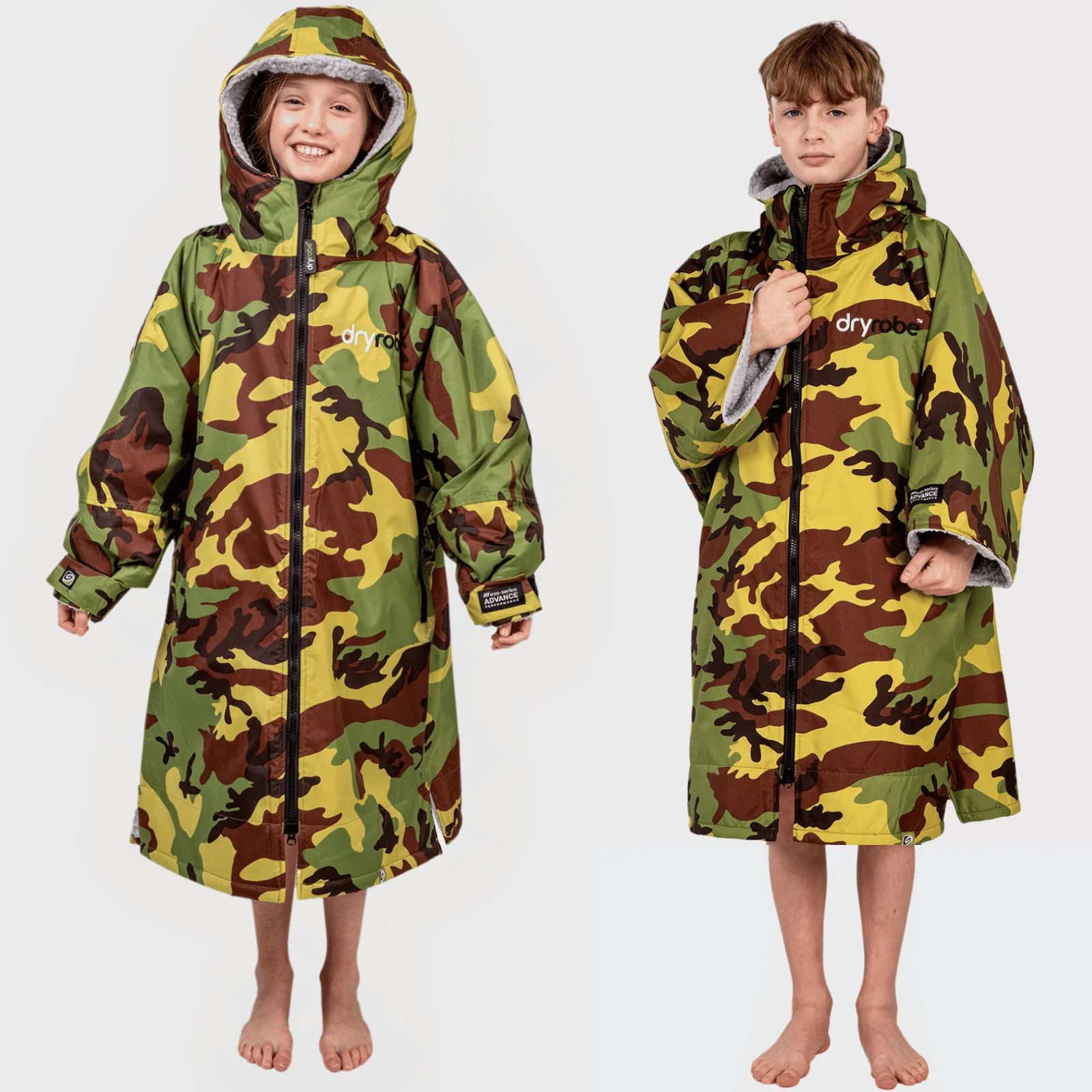 dryrobe Kids Advance Long Sleeve Changing Robe - Image 4
