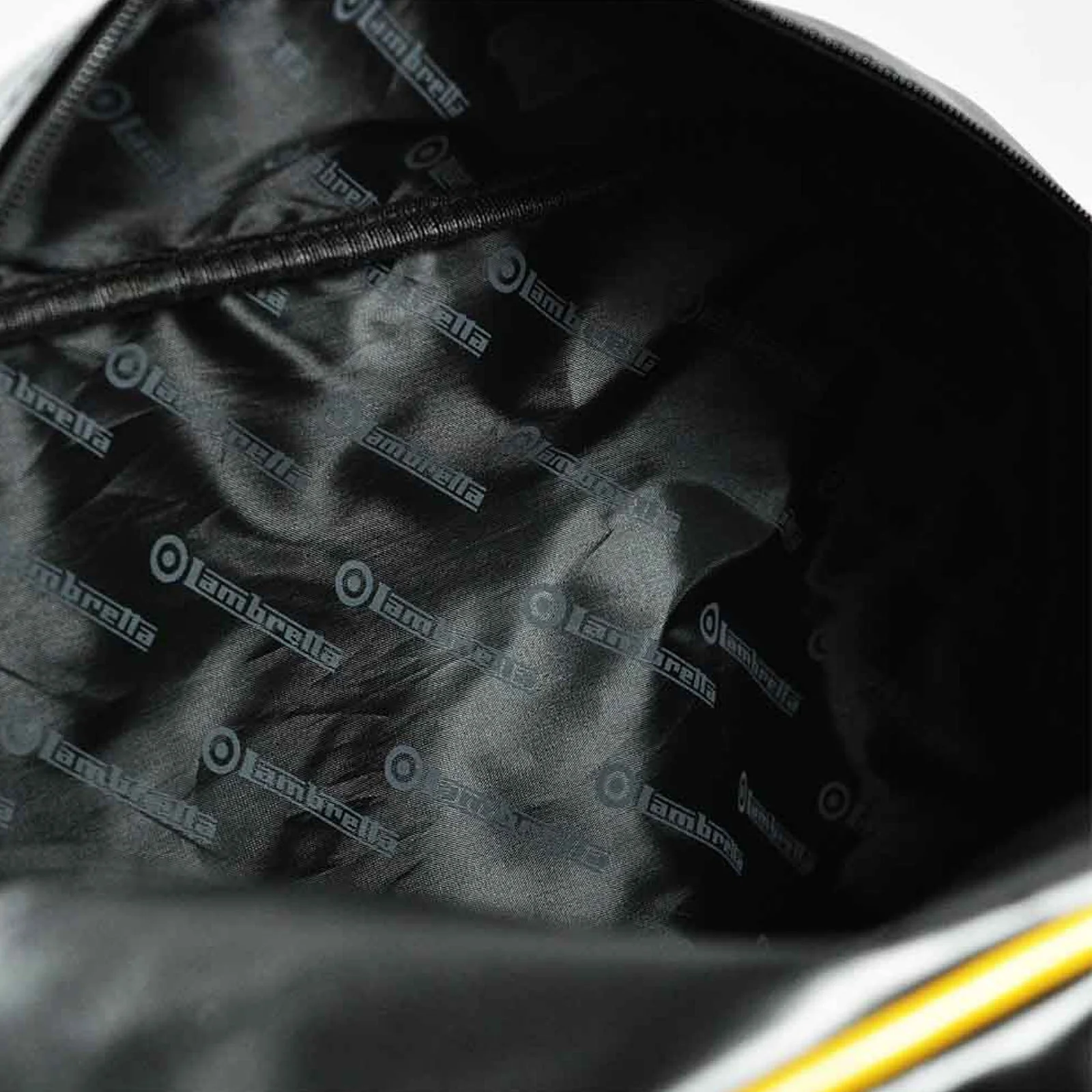 Lambretta Mens Retro Twin Handle Duffle Bag - Black/Mustard - Image 4