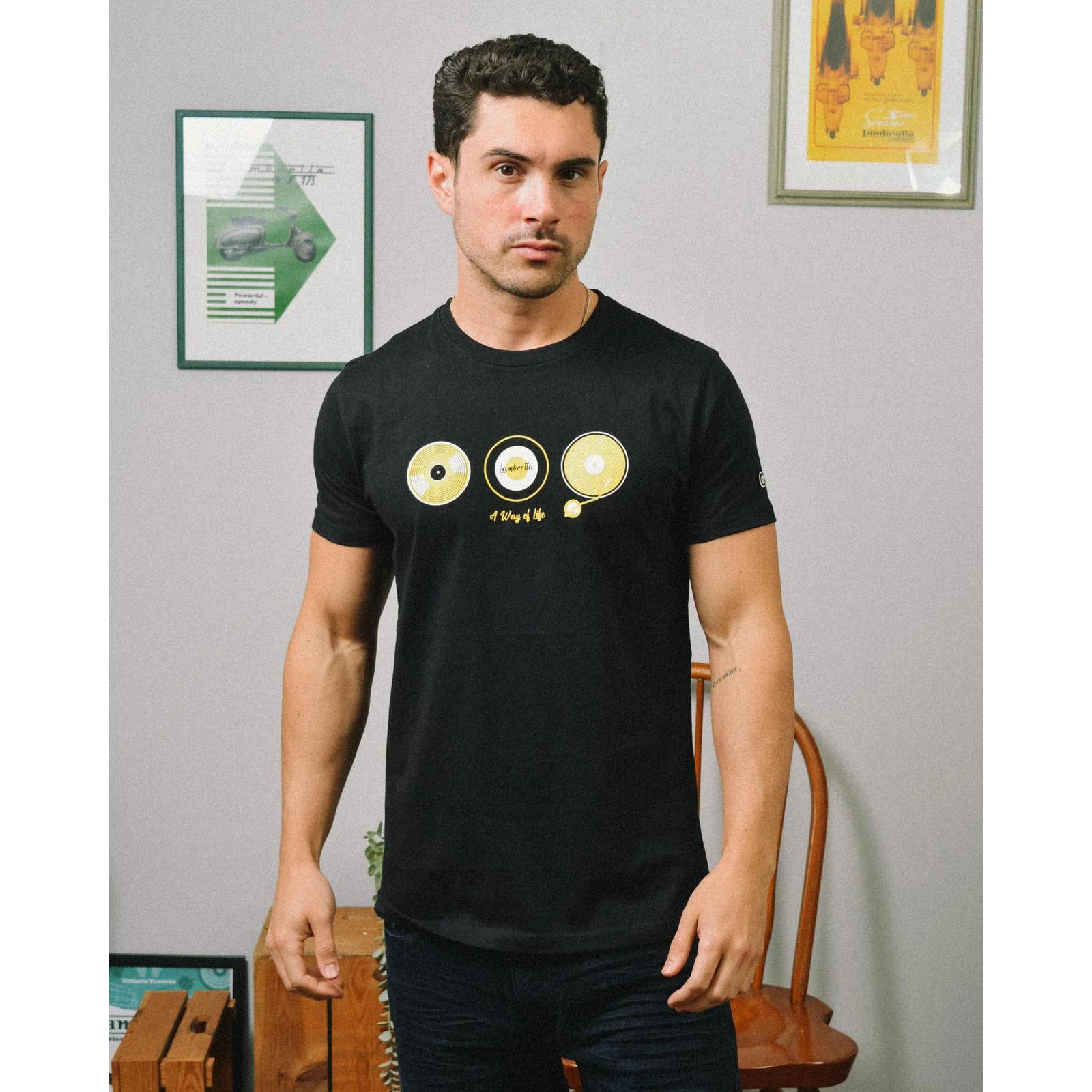 Lambretta Mens Vinyl Short Sleeve Cotton T-Shirt - Image 4
