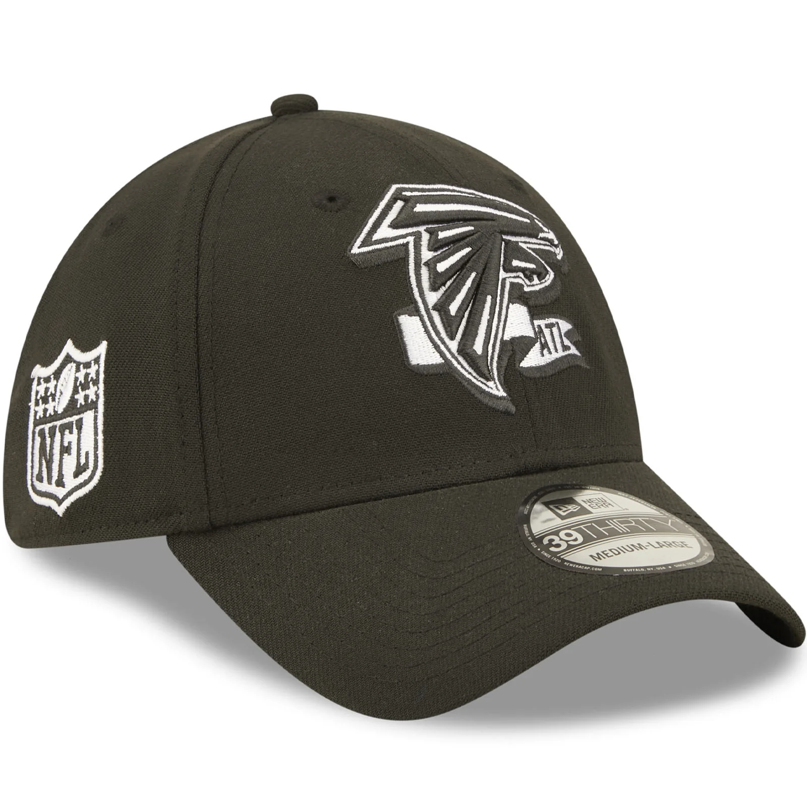 New Era Atlanta Falcons NFL 39THIRTY Sideline 2022 Baseball Cap - Black - Image 3