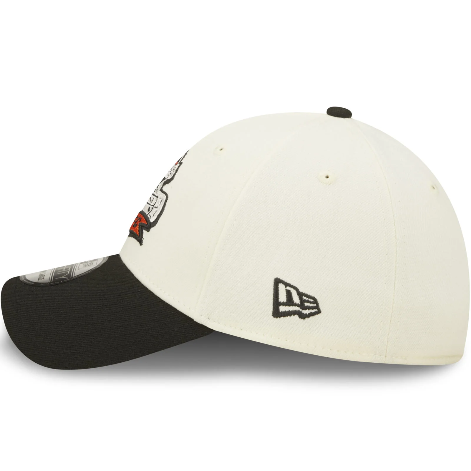 New Era Cincinnati Bengals NFL 39THIRTY Sideline 2022 Baseball Cap - White - Image 5