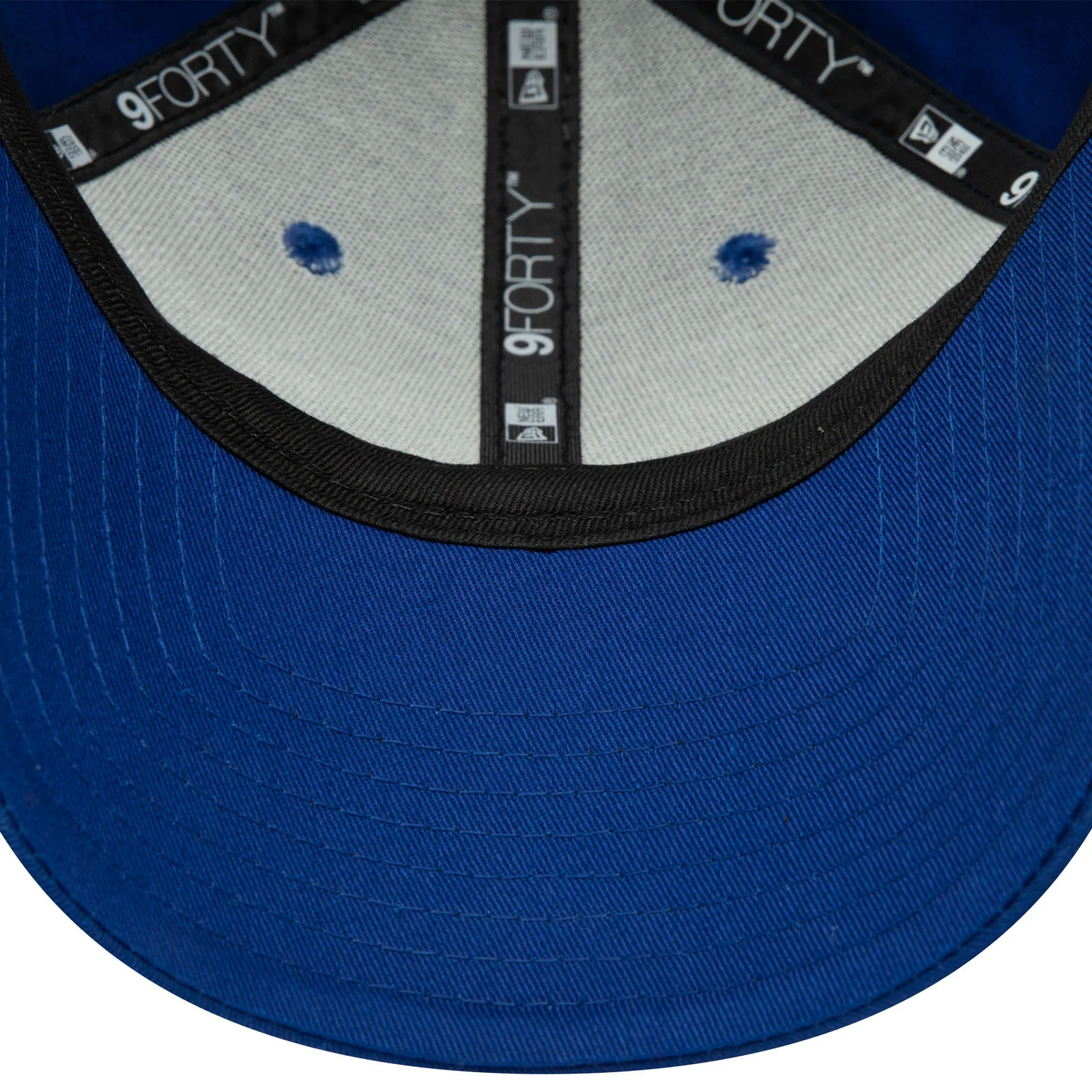 New Era Kids Chelsea Lion Crest 9FORTY Baseball Cap - Blue - Youth 6-12 Yrs - Image 4