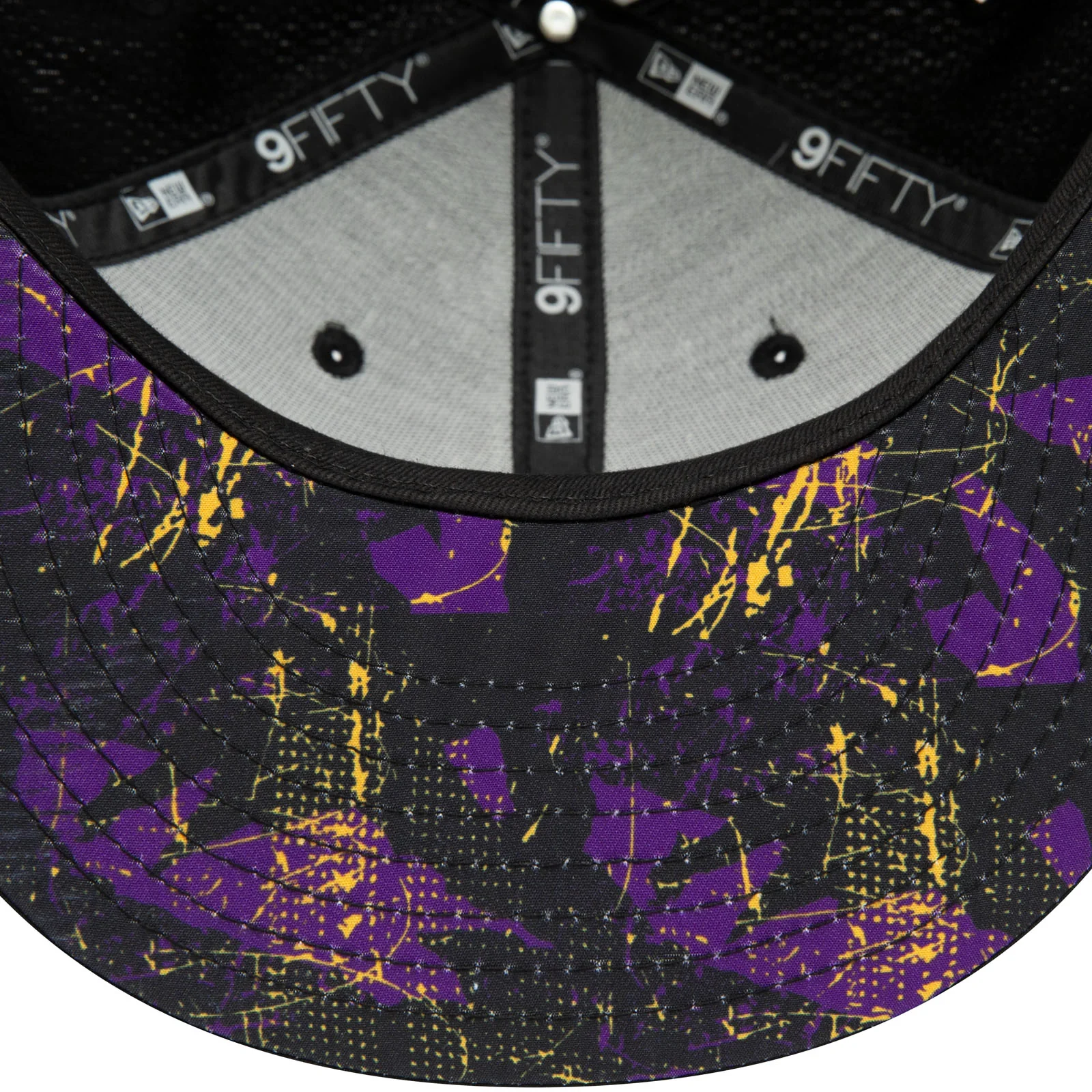New Era Los Angeles Lakers Print Infill 9FIFTY Snapback Cap - Black - Image 5