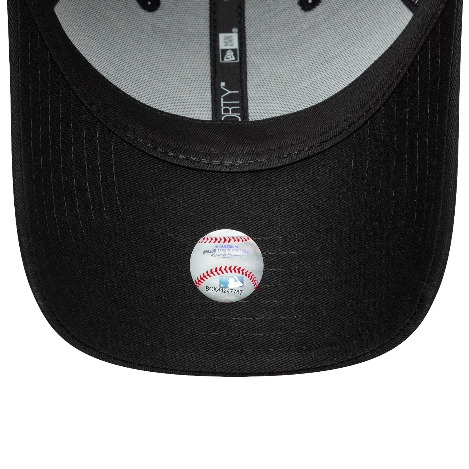 New Era Mens 9FORTY New York Yankees Baseball Cap - Black - OSFM - Image 5