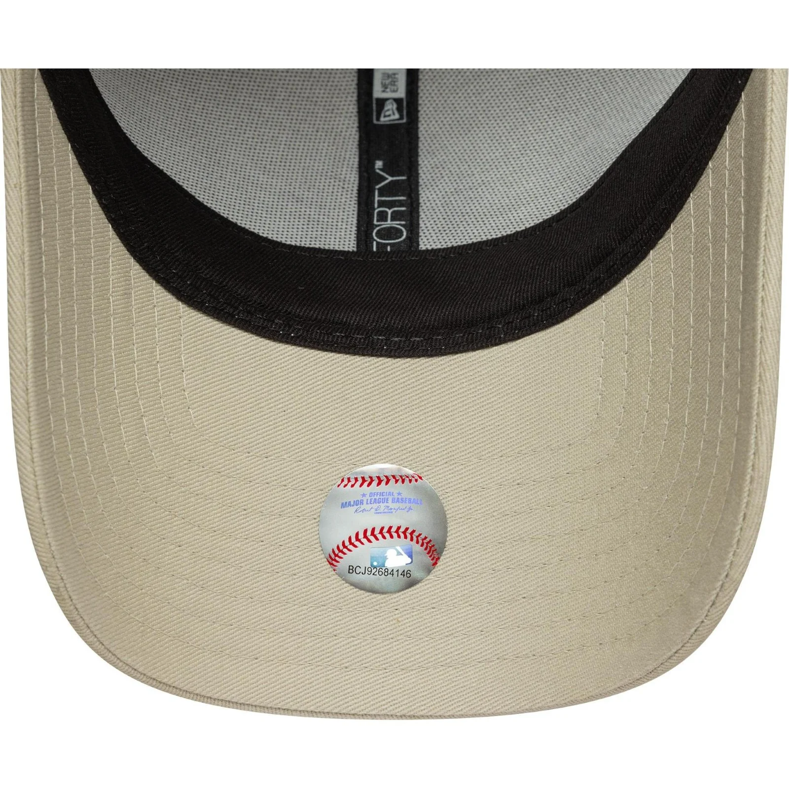 New Era Mens 9FORTY New York Yankees Baseball Cap - Light Cream - One Size - Image 3