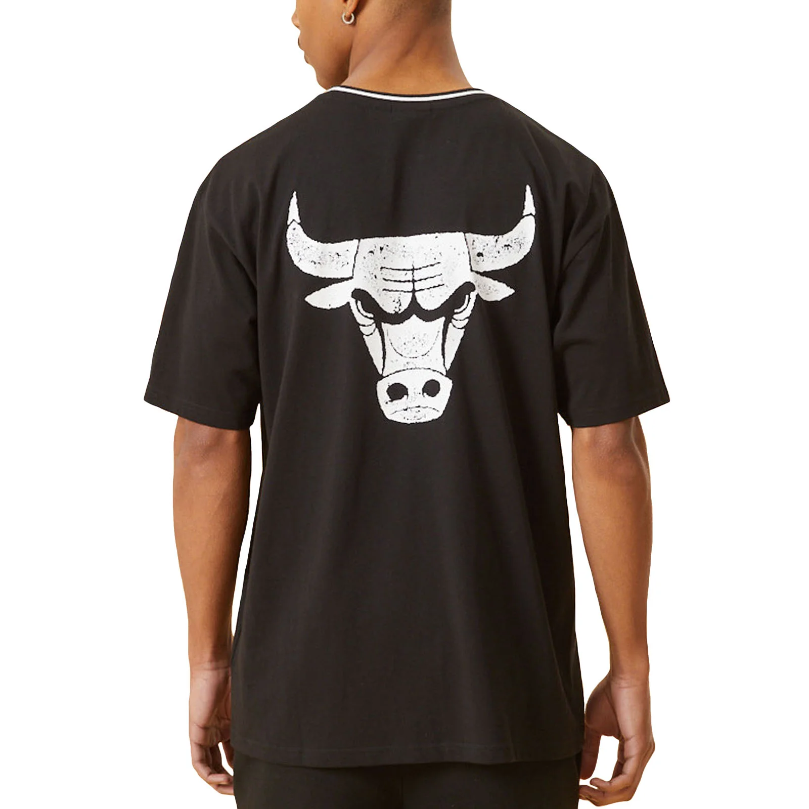 New Era Mens Chicago Bulls NBA Graphic Oversized T-Shirt - Black - Image 2
