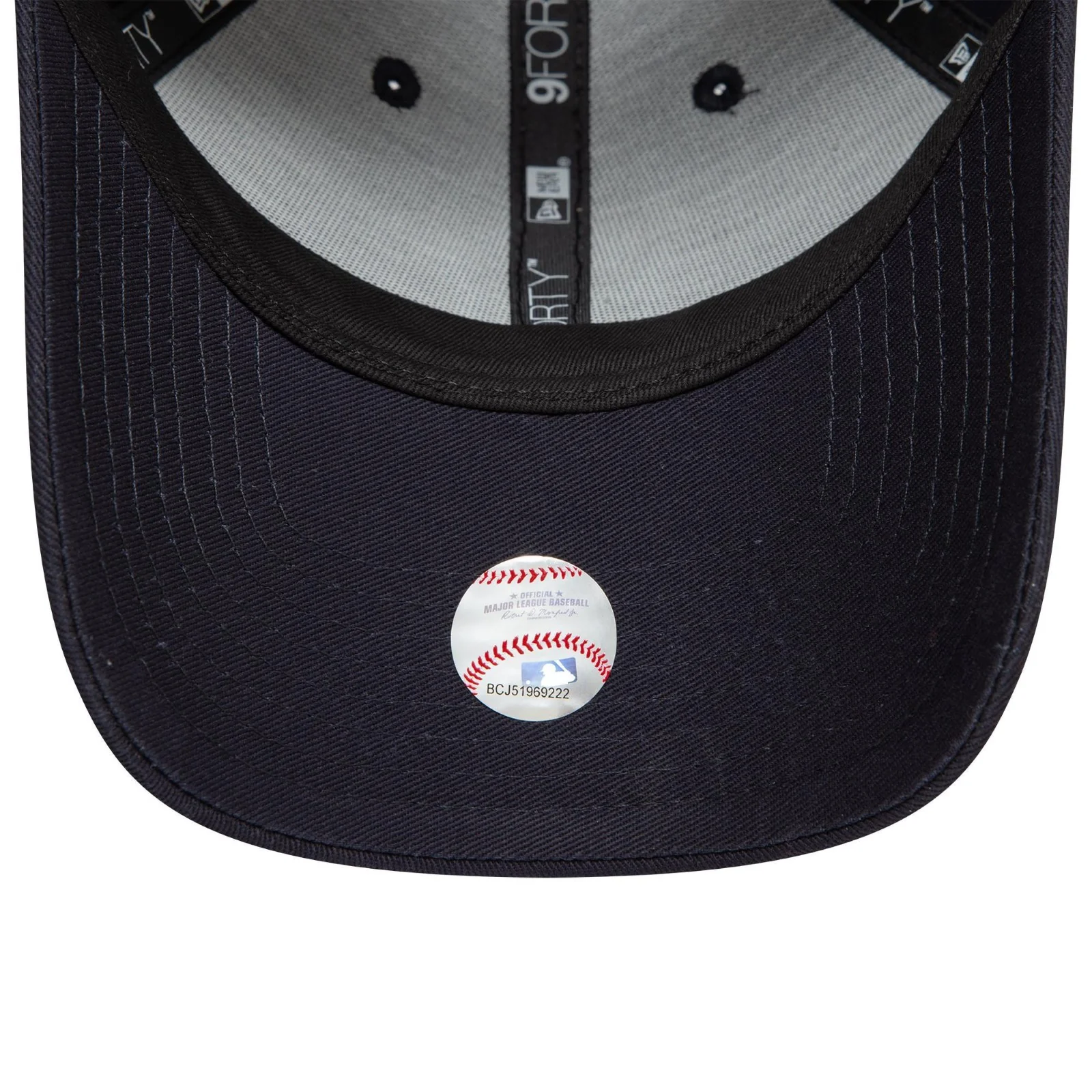 New Era Mens New York Yankees 9FORTY League Essential Baseball Cap - Navy - OSFM - Image 5