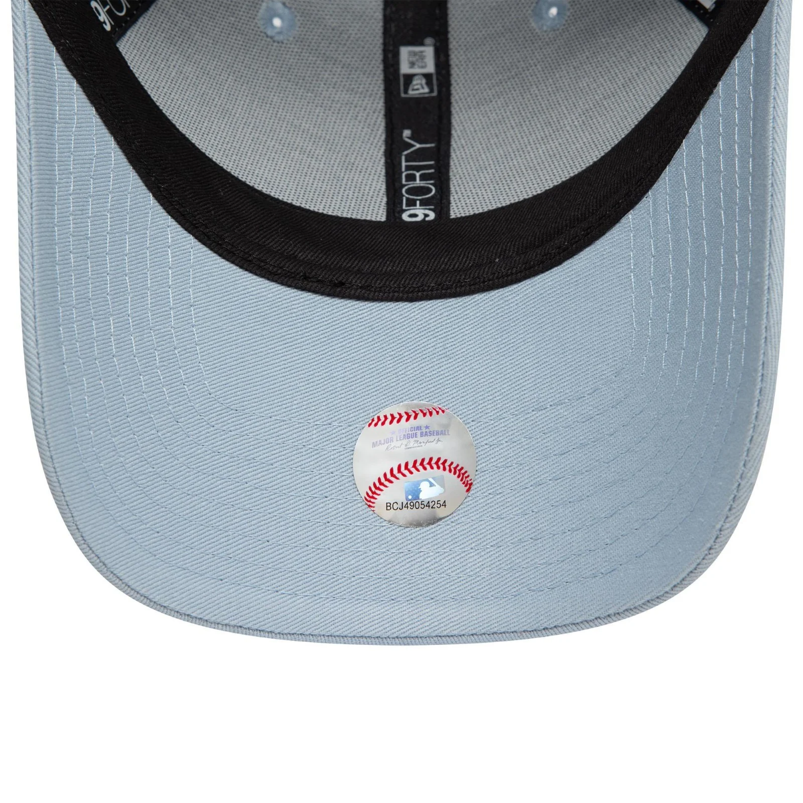New Era Mens New York Yankees 9FORTY League Essential Baseball Cap - Pastel Blue - OSFM - Image 5
