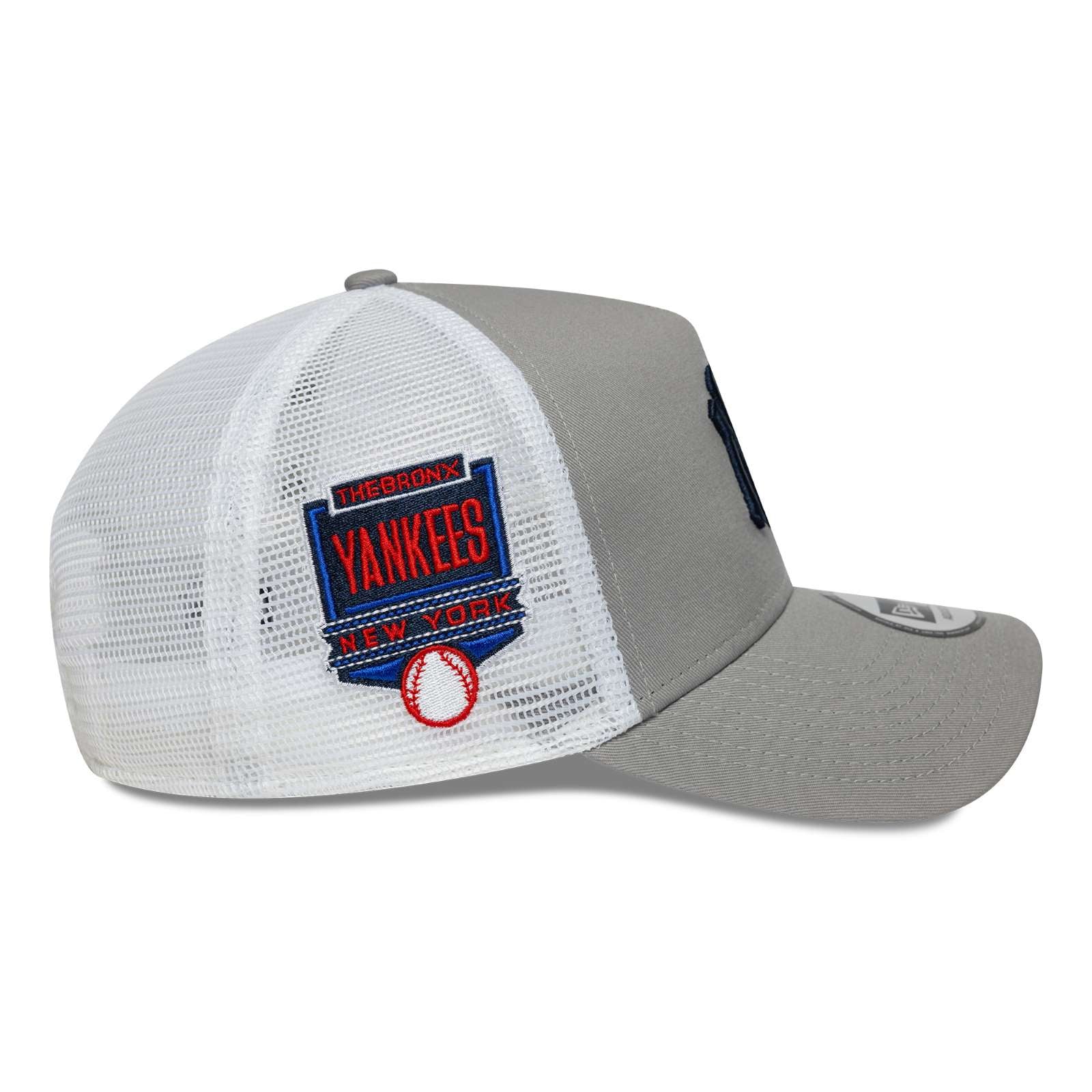 New Era Mens New York Yankees 9FORTY Side Patch Trucker Cap - Grey - OSFM - Image 2
