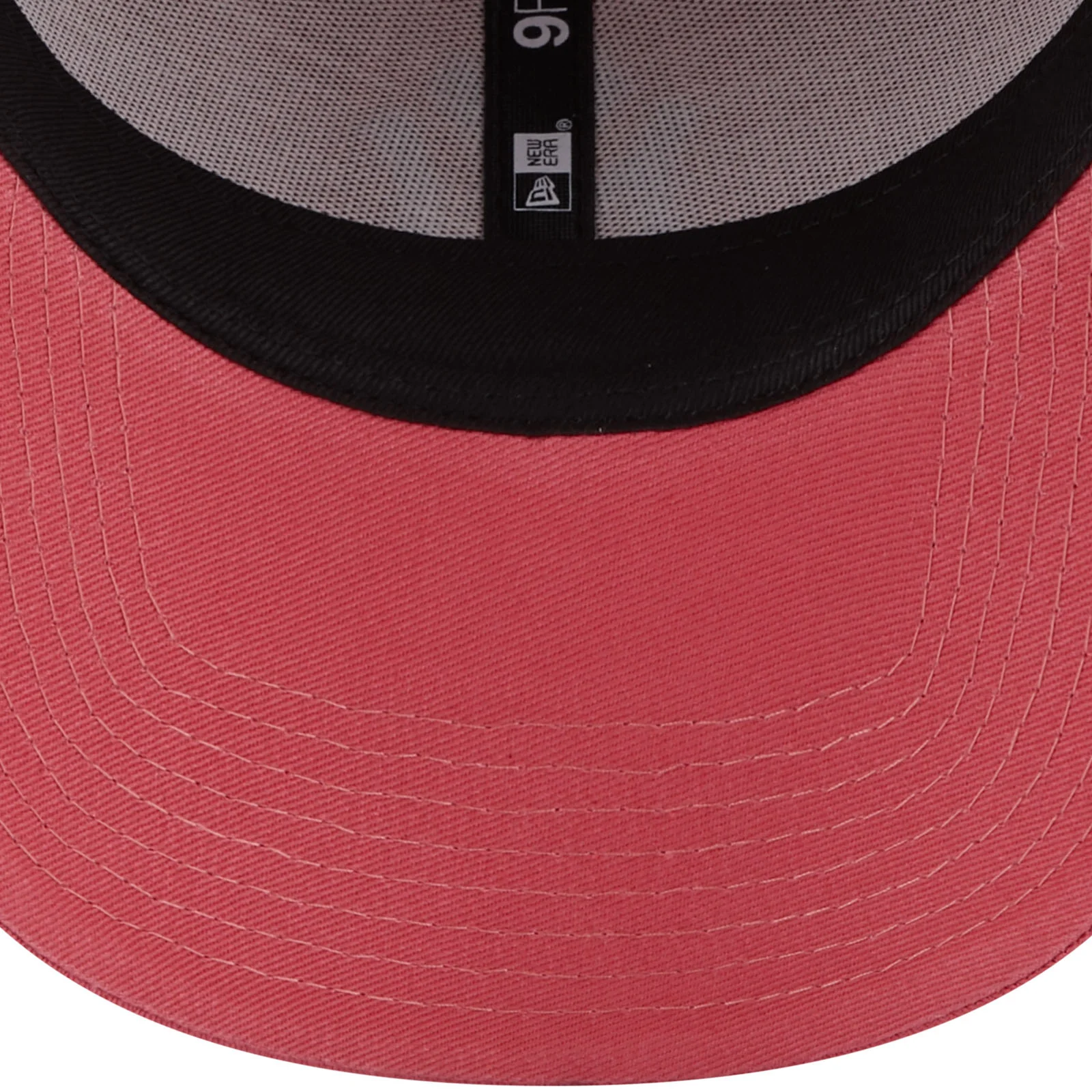 New Era NY Yankees League Essentials 9FORTY Cap - Coral - Image 5