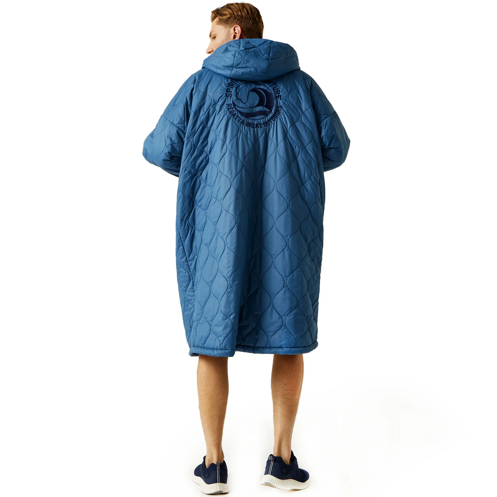Regatta Adults Quilted Sprit Of Adventure Changing Robe - Image 7