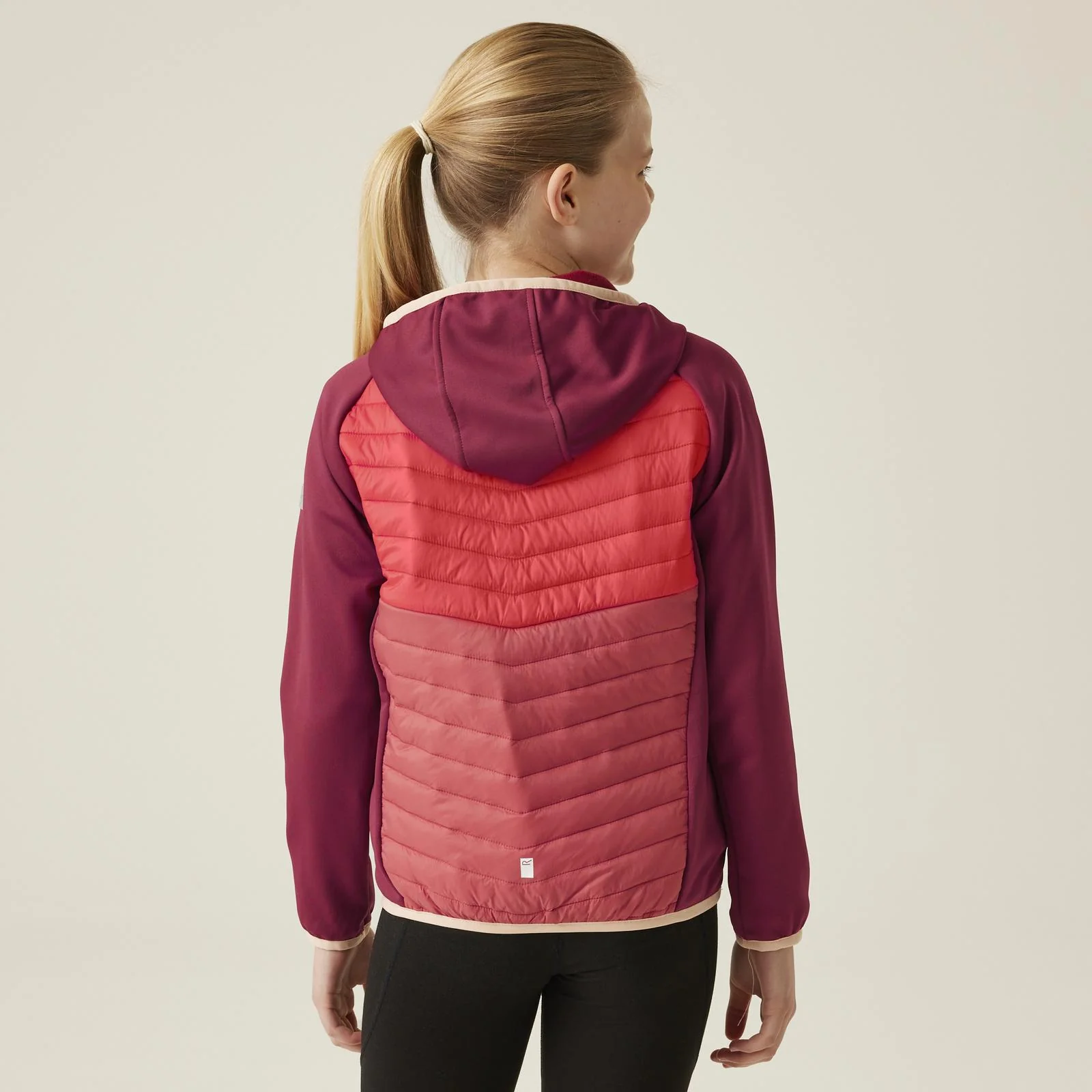 Regatta Kids Kielder Hybrid VIII Jacket - Rumba Red/Red Sky - 13YRS - Image 2