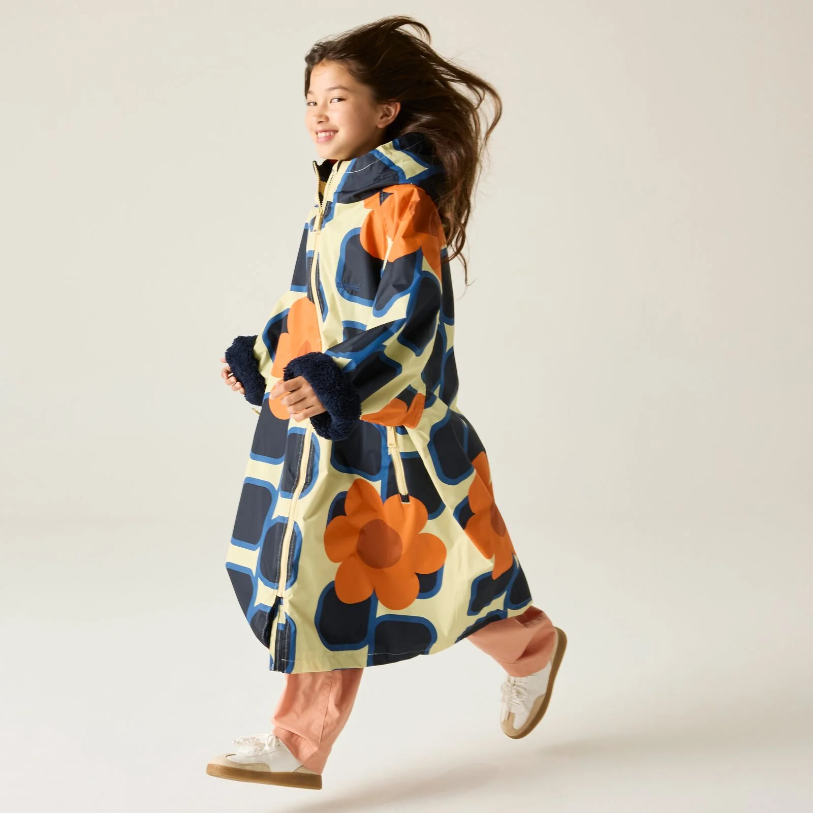 Regatta Kids Orla Kiely Changing Robe - Image 27