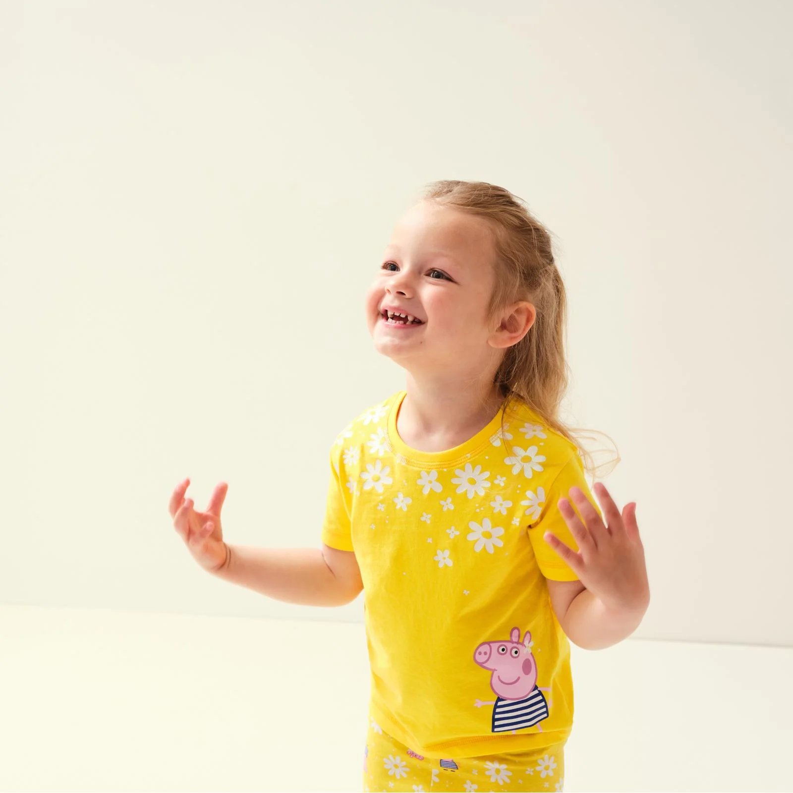 Regatta Kids Peppa Pig Printed Crew Neck T-Shirt - Image 20
