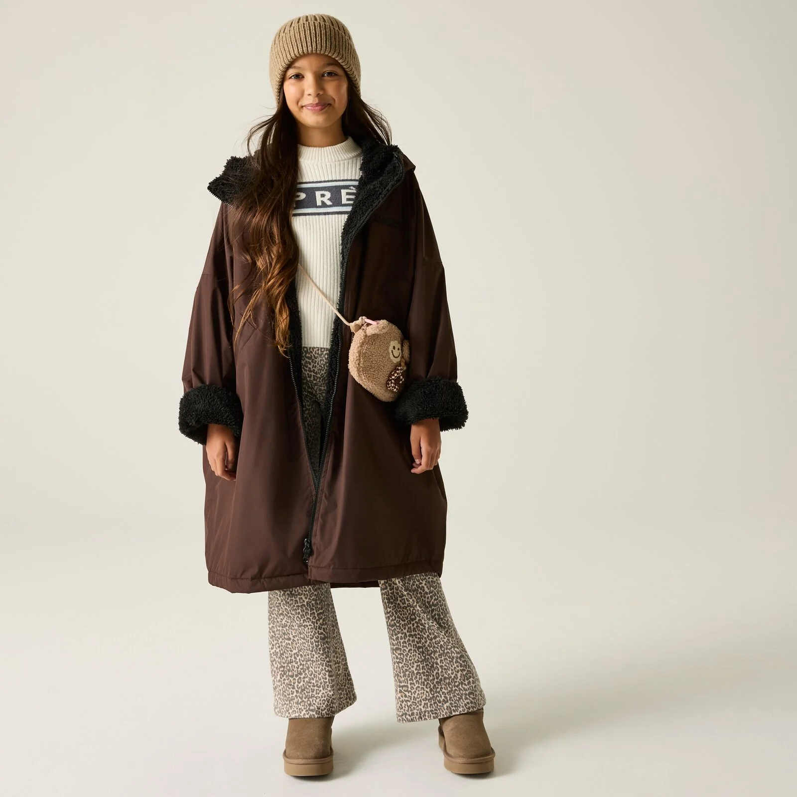 Regatta Kids Spirit Of Adventure Waterproof Changing Robe - Image 51