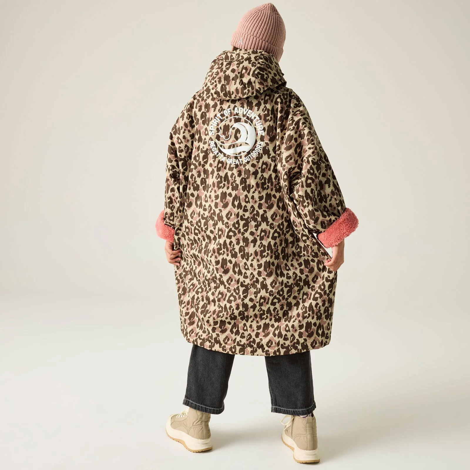 Regatta Kids Spirit Of Adventure Waterproof Changing Robe - Image 59