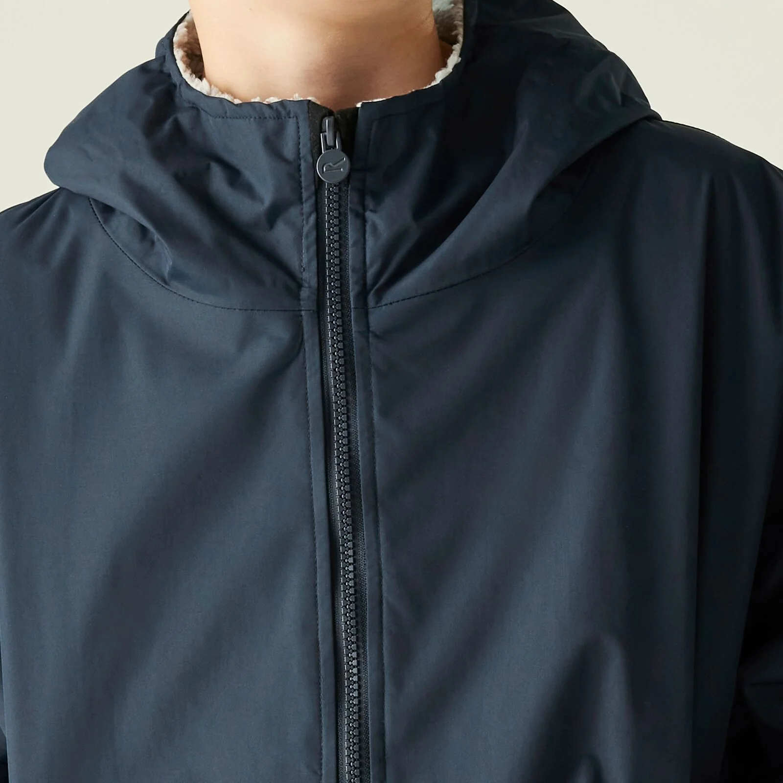 Regatta Kids Spirit Of Adventure Waterproof Changing Robe - Image 90