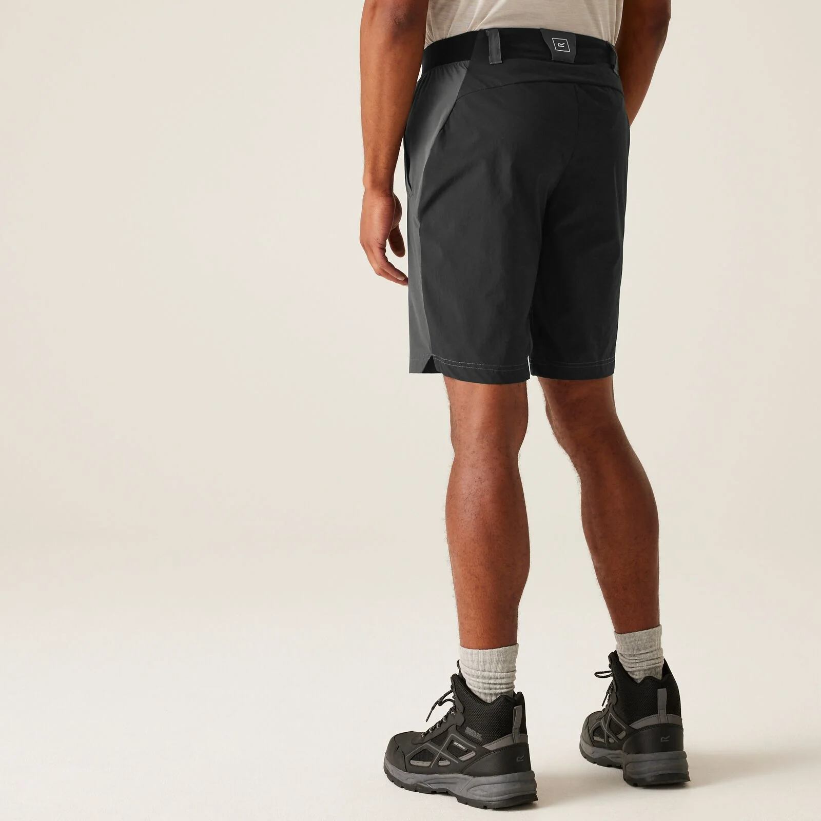 Regatta Mens Eldes Walking Shorts - Image 5