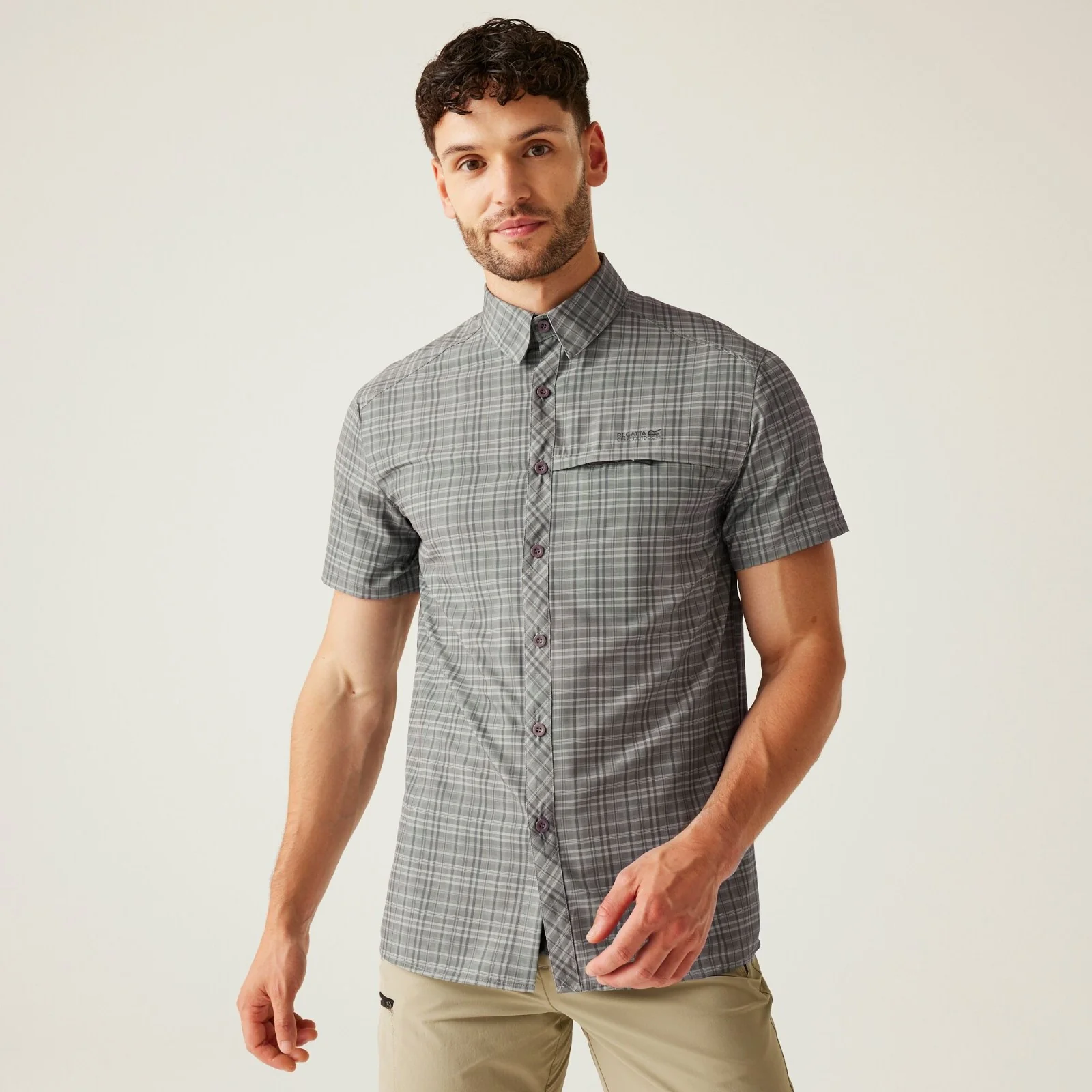 Regatta Mens Insect Repellent Packable Short Sleeve Shirt - Image 2