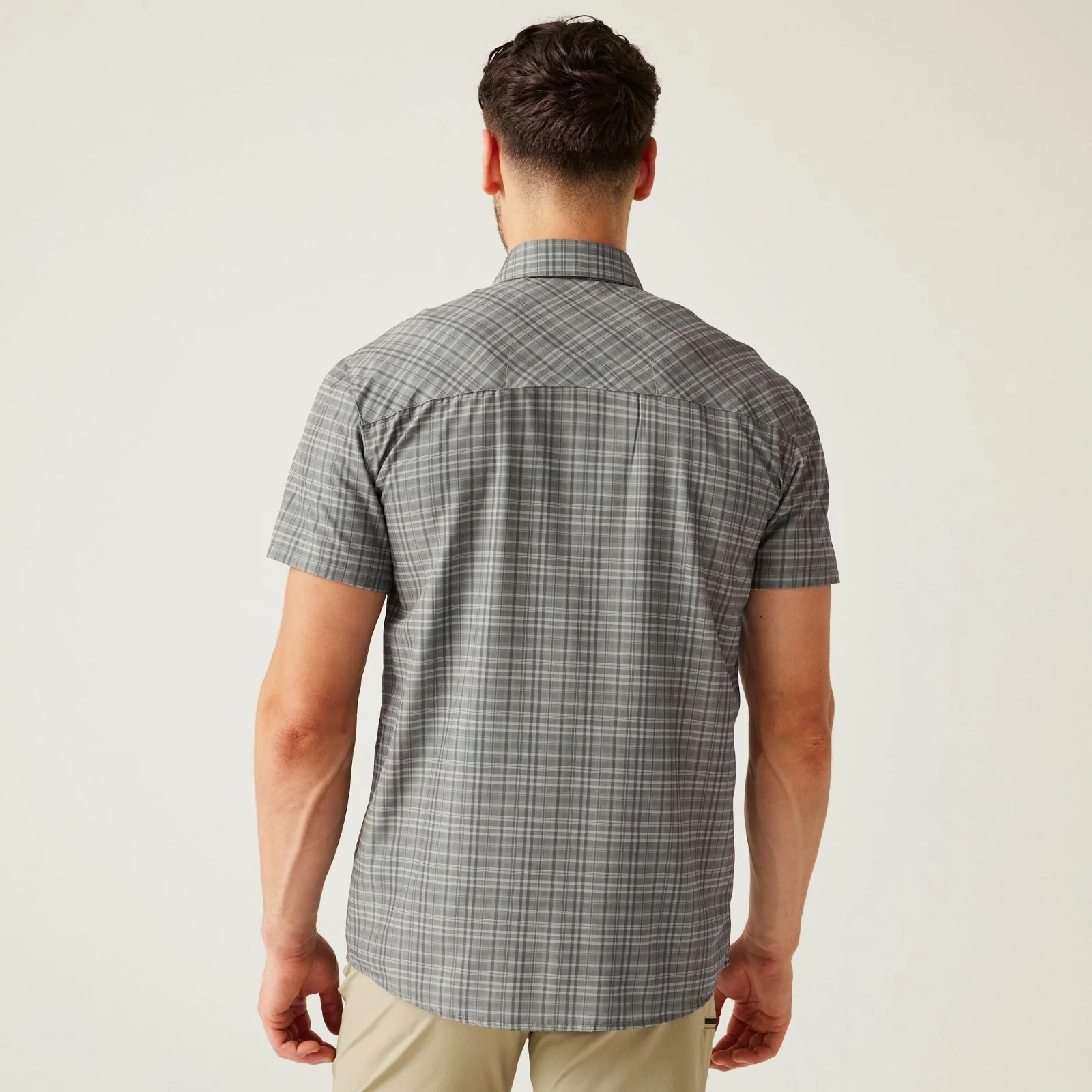 Regatta Mens Insect Repellent Packable Short Sleeve Shirt - Image 5