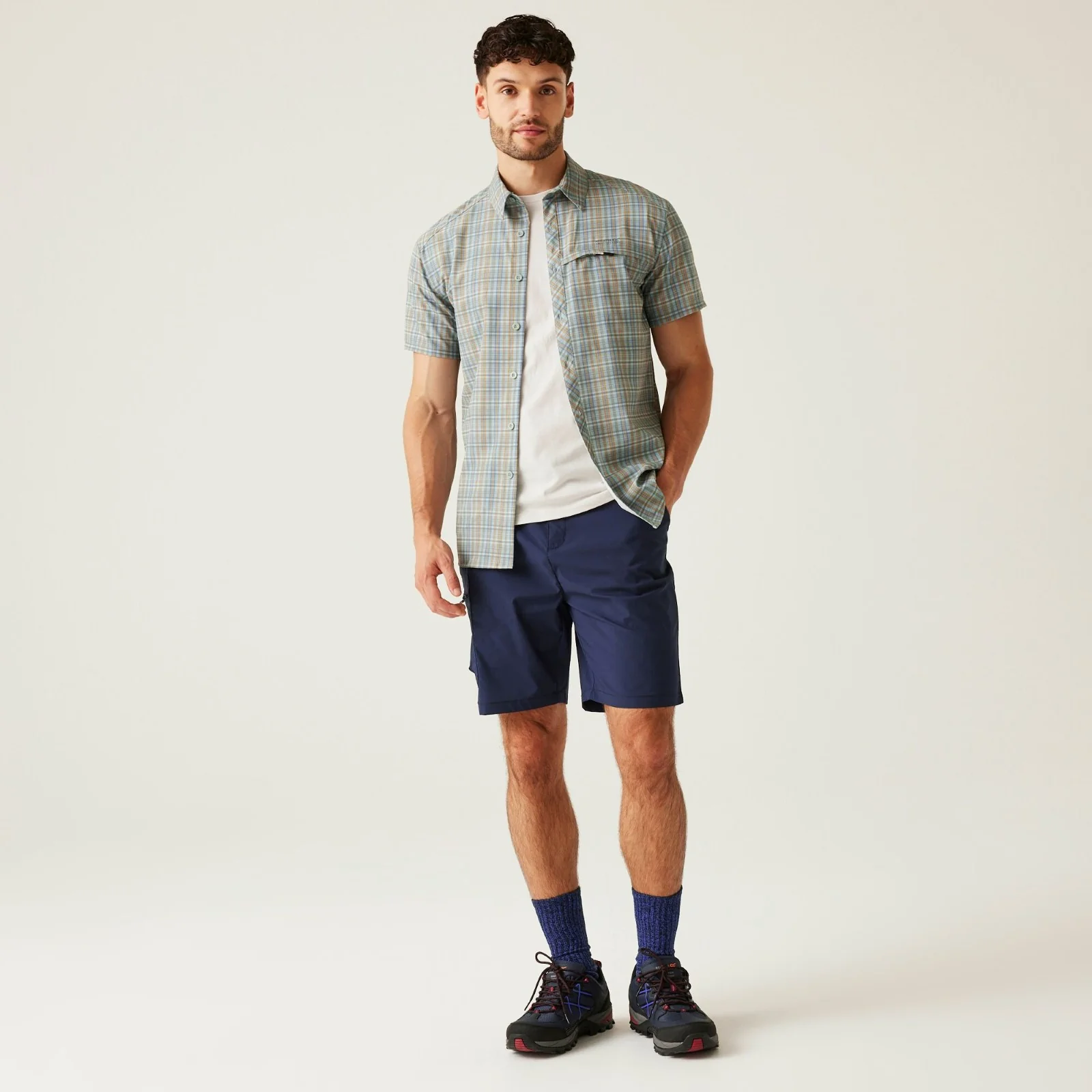 Regatta Mens Insect Repellent Packable Short Sleeve Shirt - Image 9
