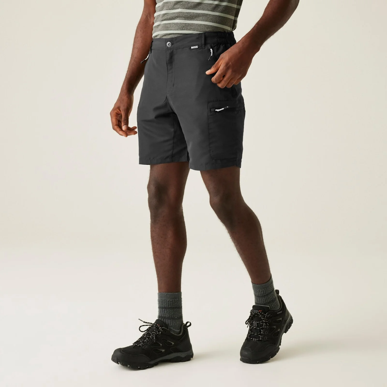 Regatta Mens Leesville III Walking Shorts - Image 2