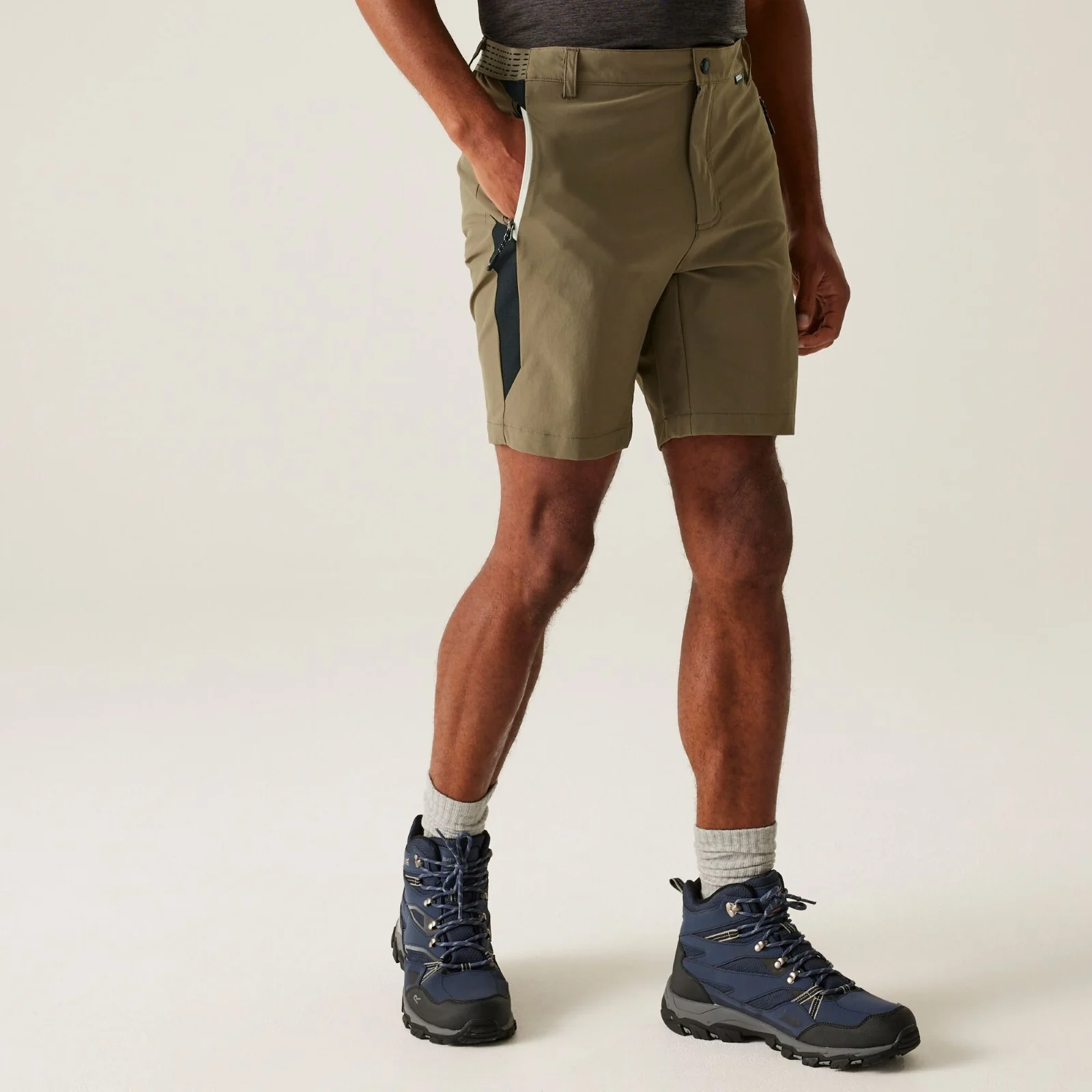 Regatta Mens Mountain II Walking Shorts - Image 6