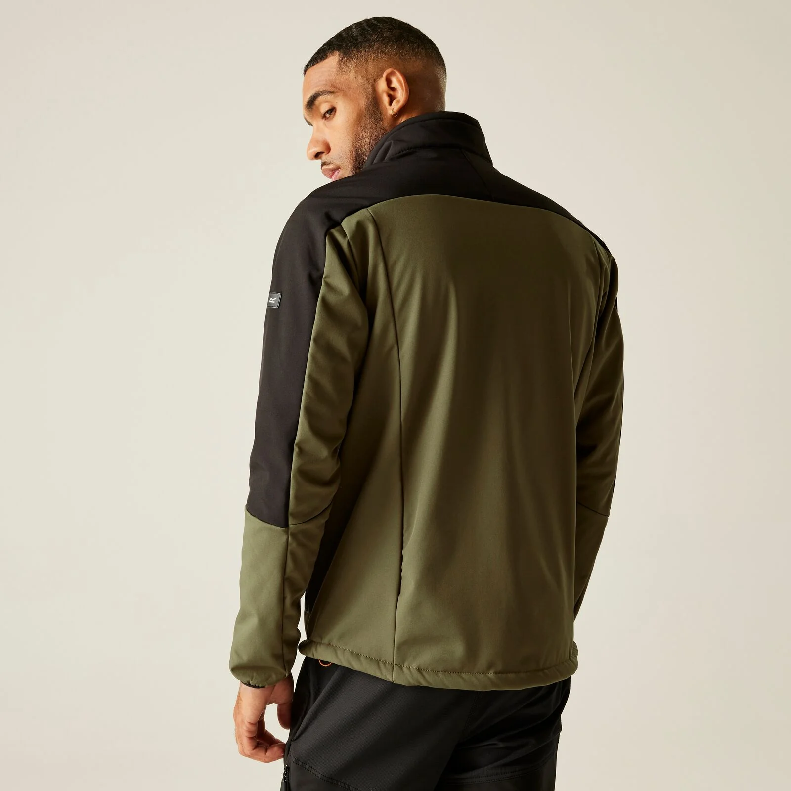 Regatta Mens Moutdale Waterproof Softshell Jacket - Image 9