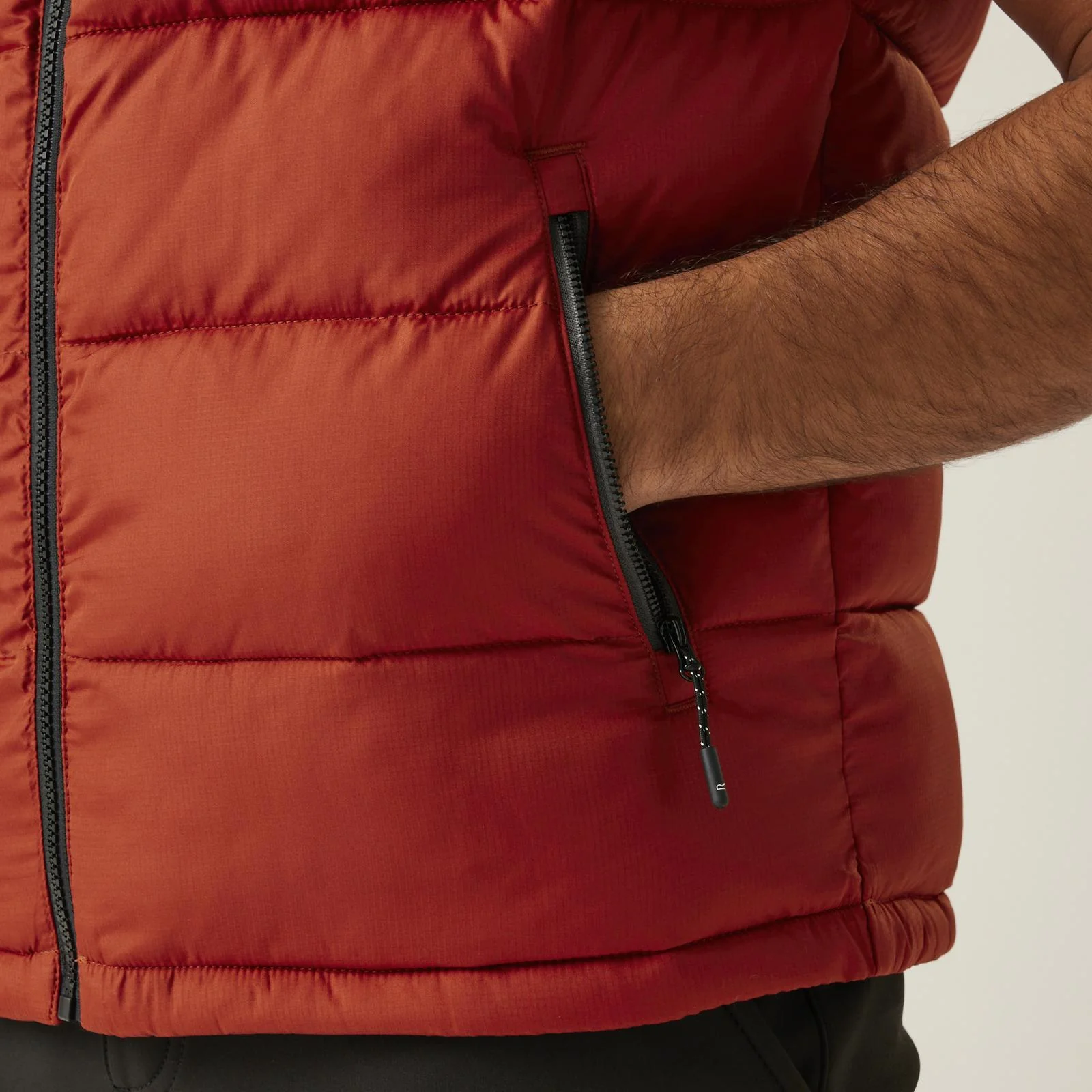 Regatta Mens Nevado Heavyweight Hooded Gilet - Image 19