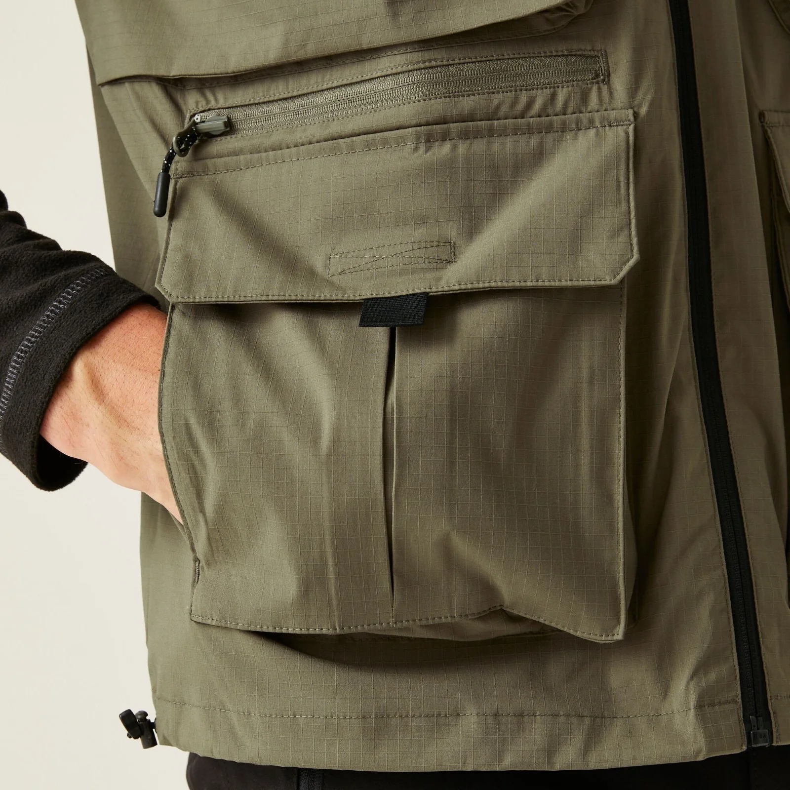 Regatta Mens Travel Light Pack Away Quick-Dry Gilet - Image 25