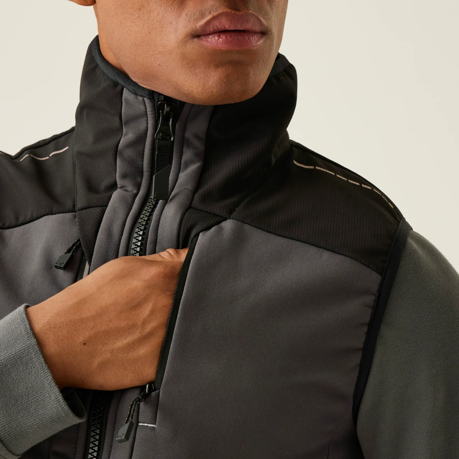 Regatta Professional Mens 4Tex 3 Layer Gilet - Image 6