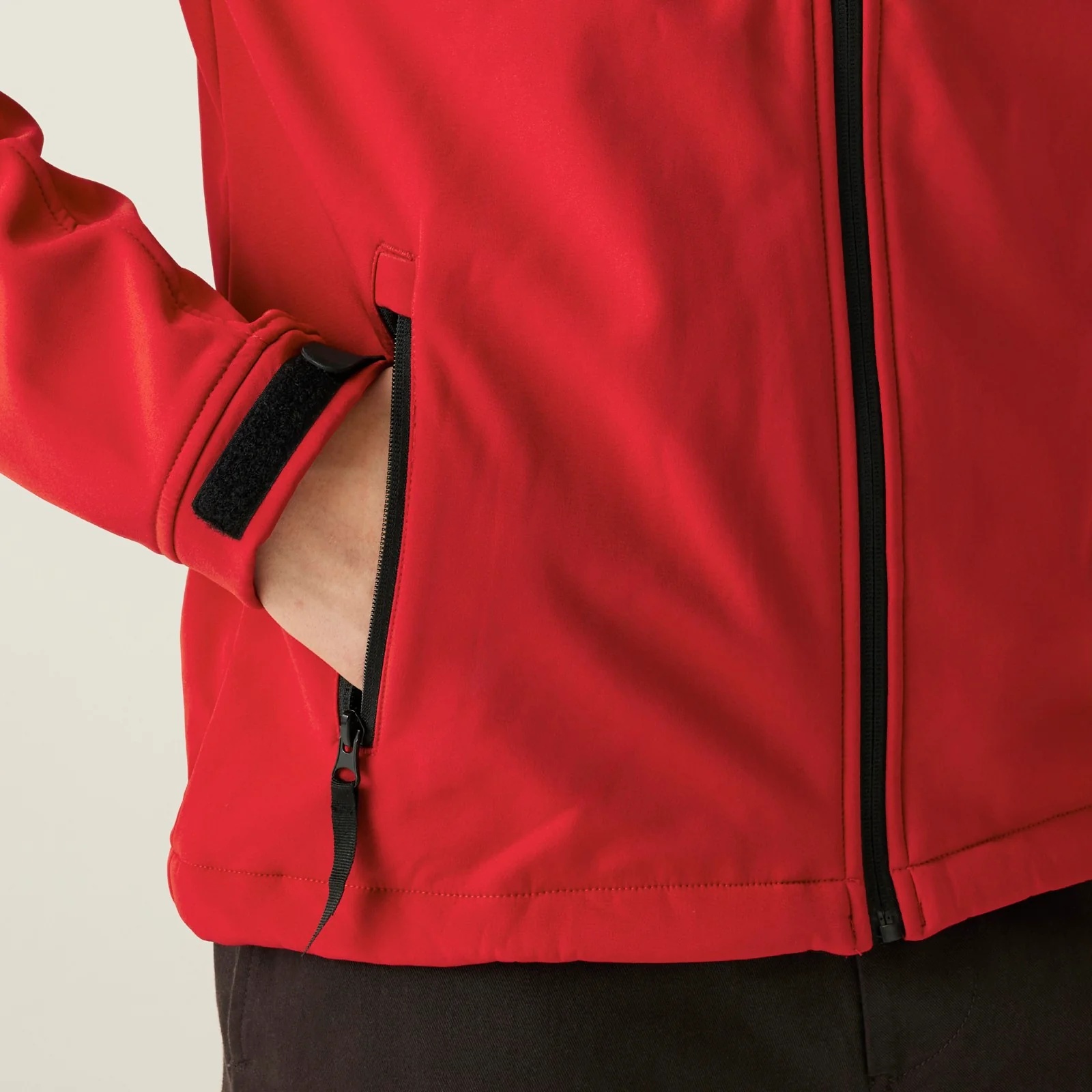 Regatta Professional Mens Hydroforce 3 Layer Membrane Softshell Jacket - Image 14