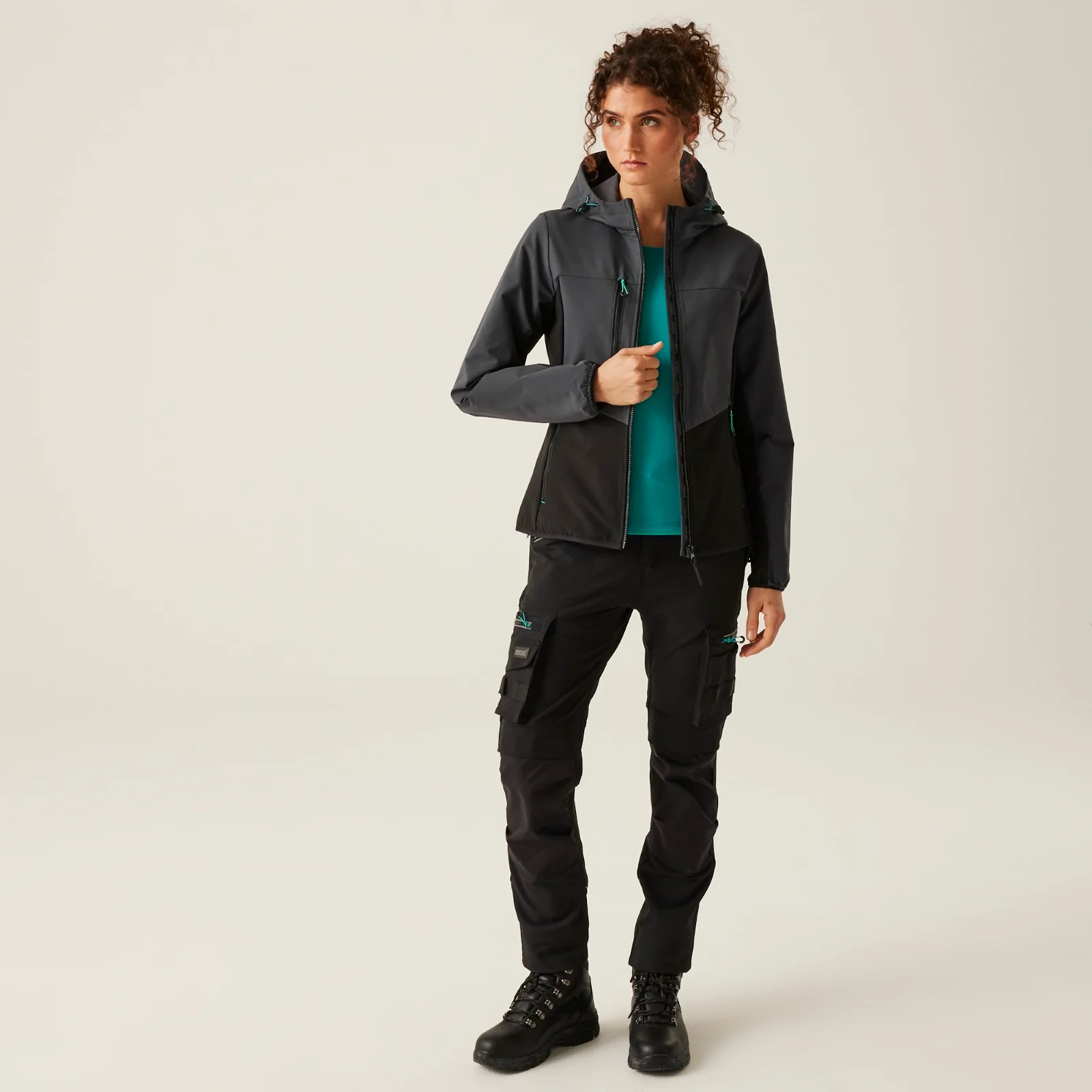 Regatta Professional Womens ADA Stretch Softshell Jacket - Image 3