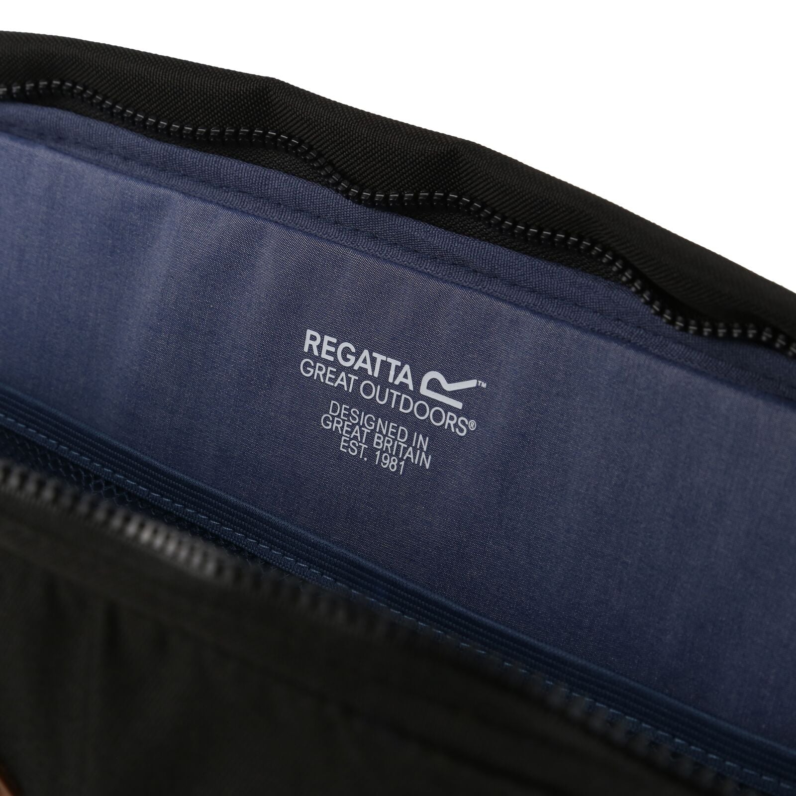 Regatta Stamford Laptop Sleeve - Image 10