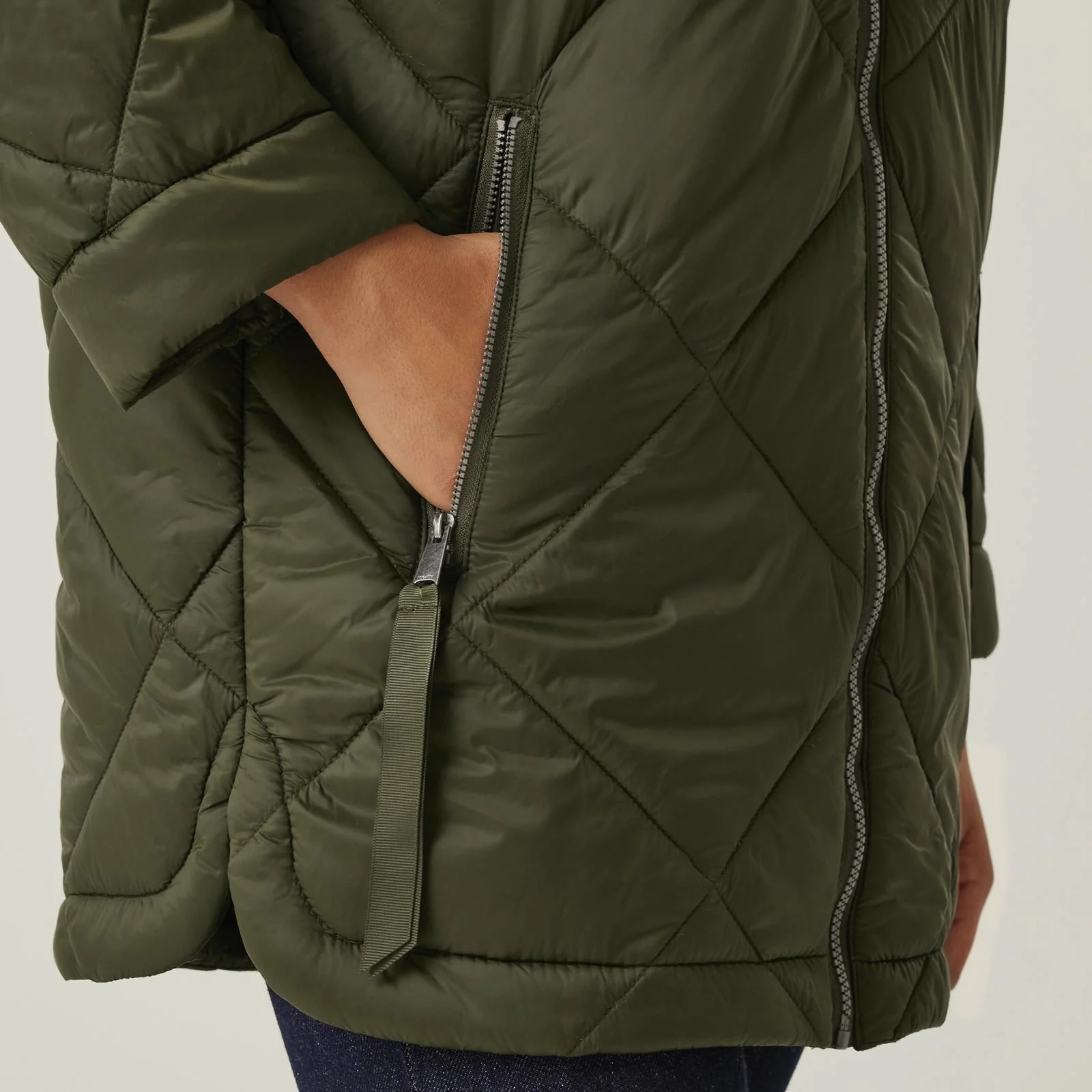 Regatta Womens Emilia Hooded Winter Padded Jacket - Image 9