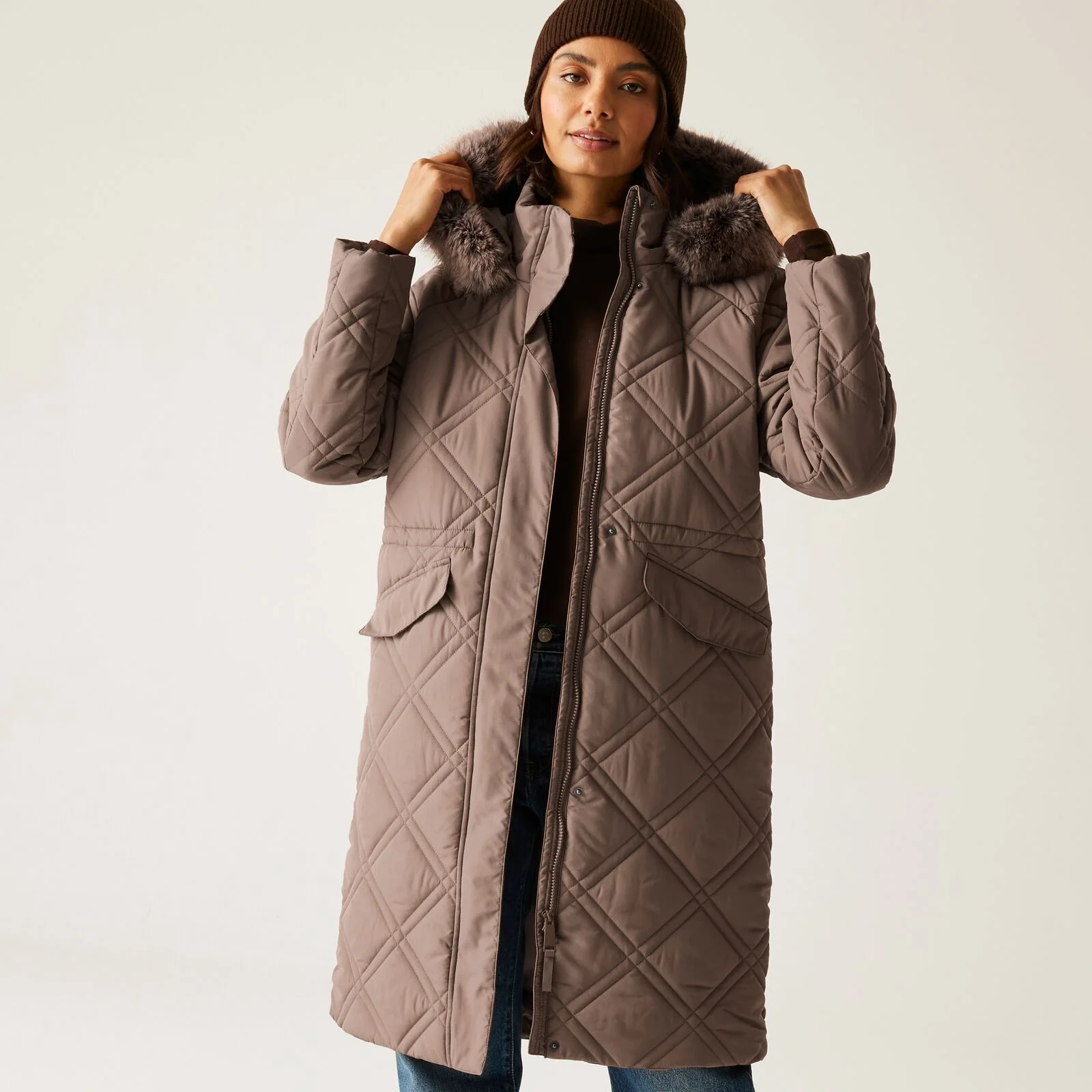 Regatta Womens Freyla  Longline Quilted Padded Jacket - Image 14
