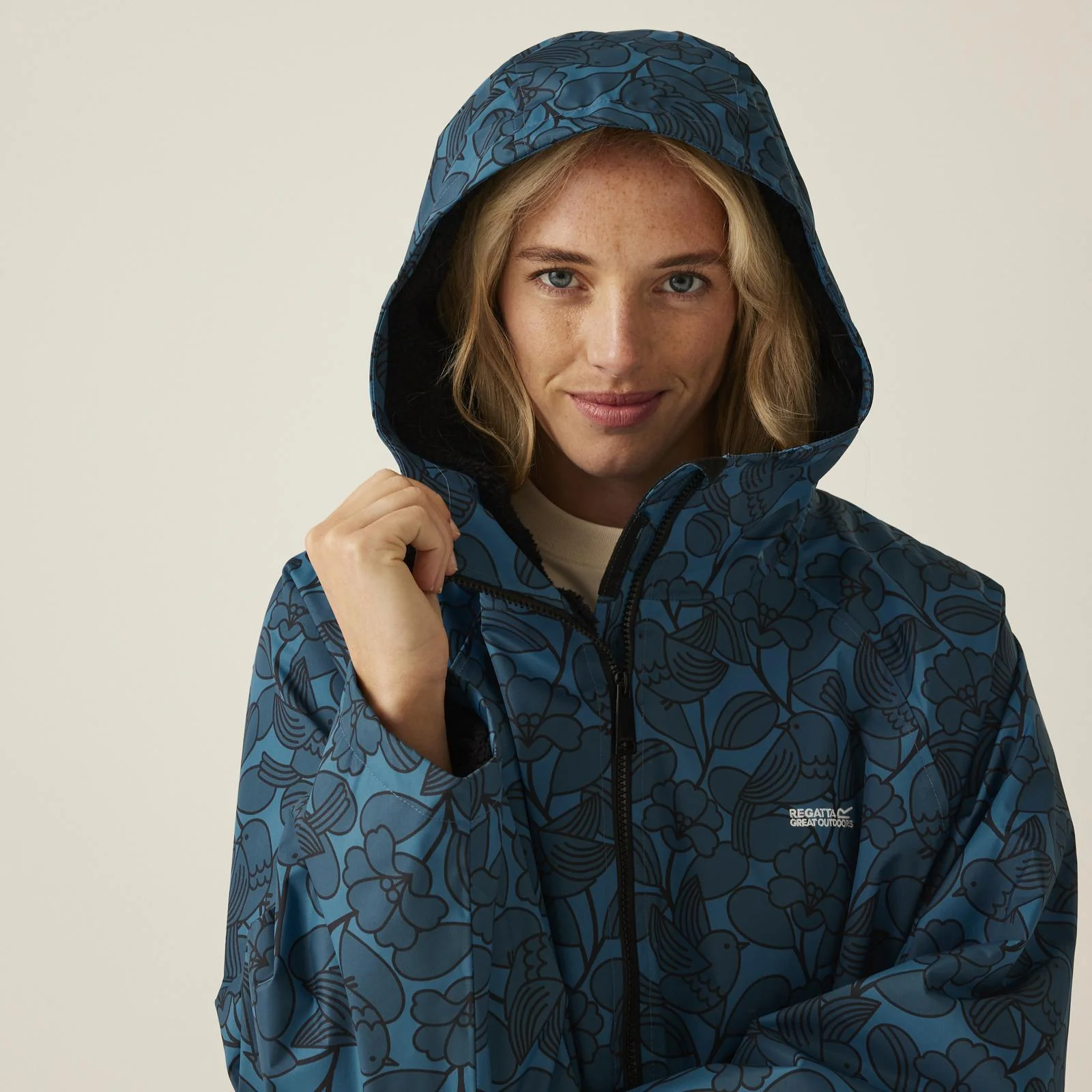 Regatta Womens Orla Kiely Waterproof Fleece Lined Changing Robe - Image 106
