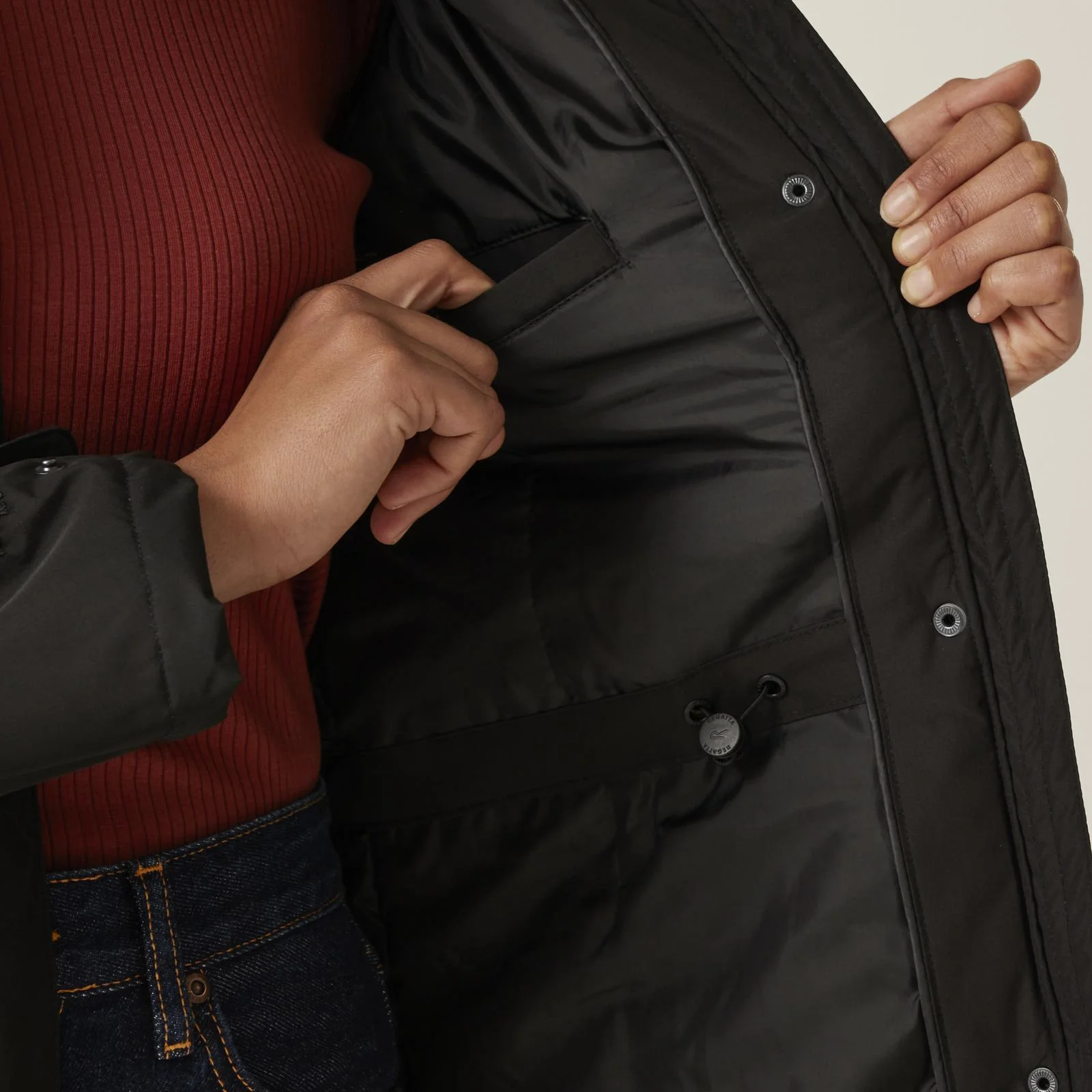 Regatta Womens Sabinka II Fur Trim Hood Waterproof Parka Jacket - Image 11