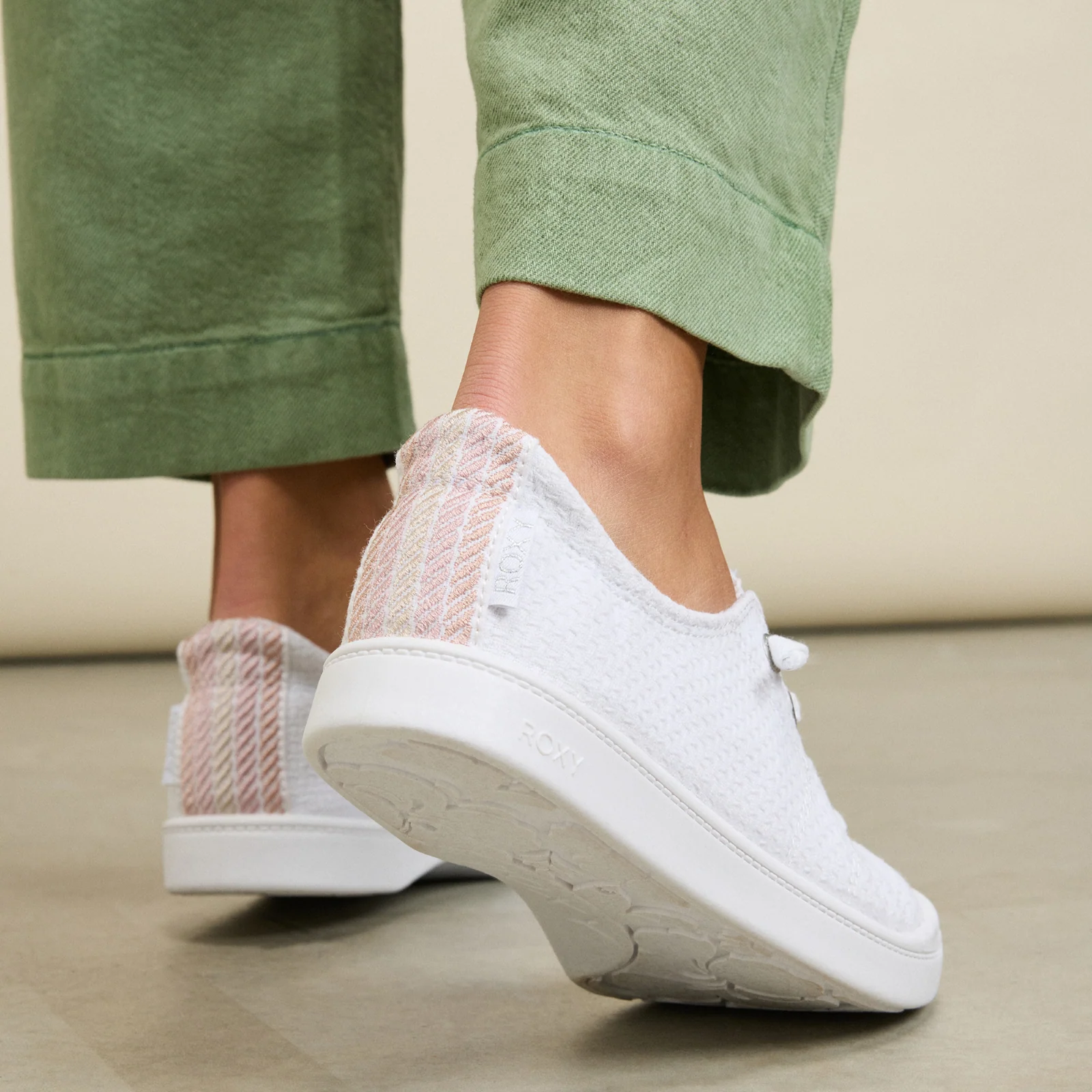 Roxy Womens Bayshore Plus Trainers - Image 13