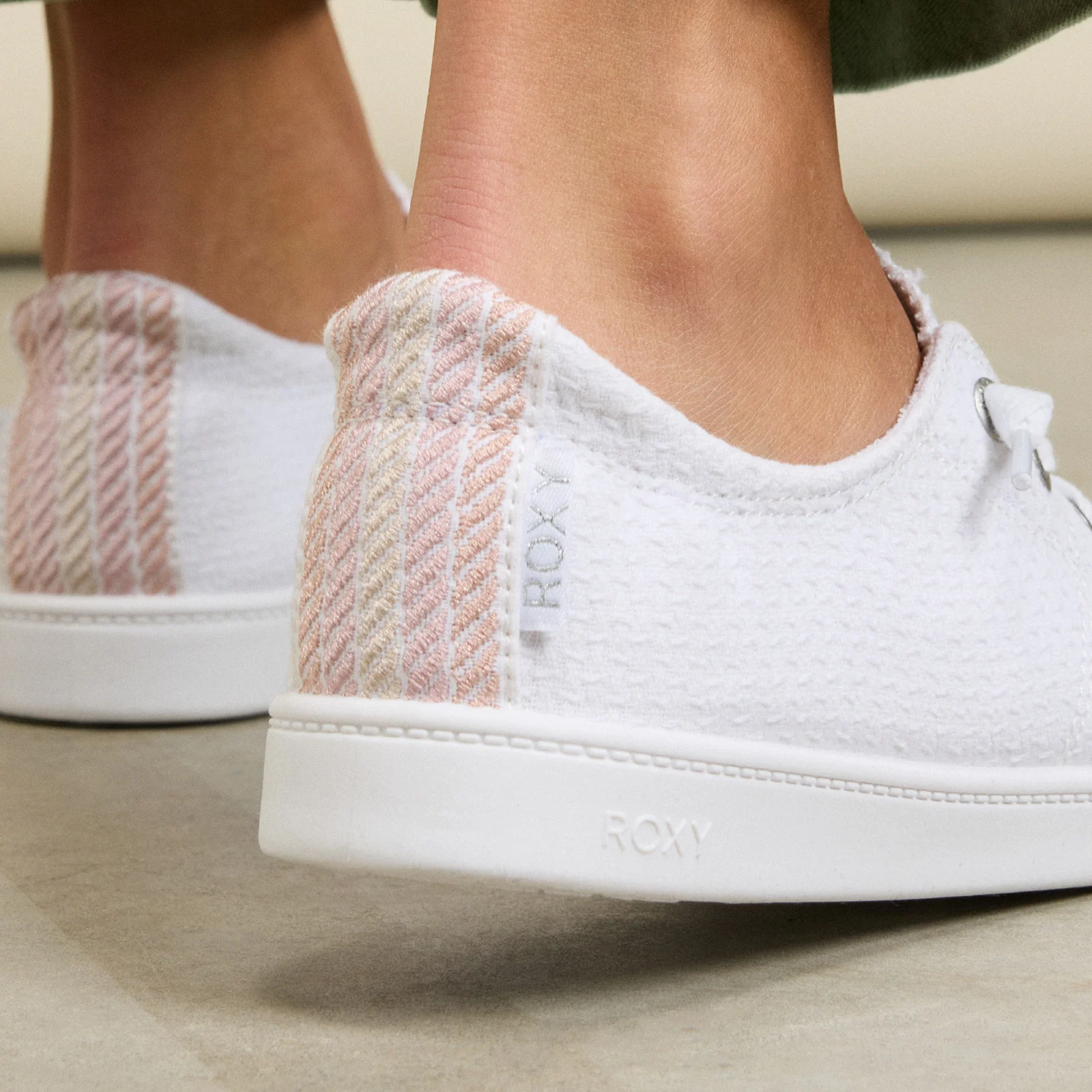 Roxy Womens Bayshore Plus Trainers - Image 17