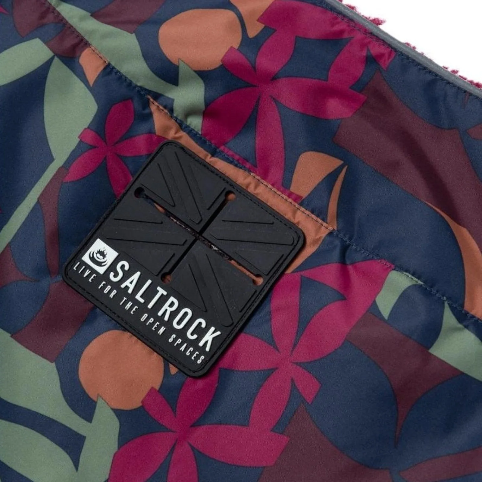 Saltrock Dog Waga Pro Water Resistant Padded Dog Jacket - Image 7