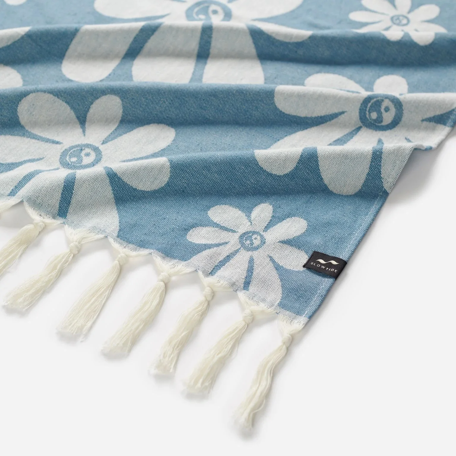 Slowtide Iggy - Sky Blue Turkish Beach Towel - Sky Blue - Image 2