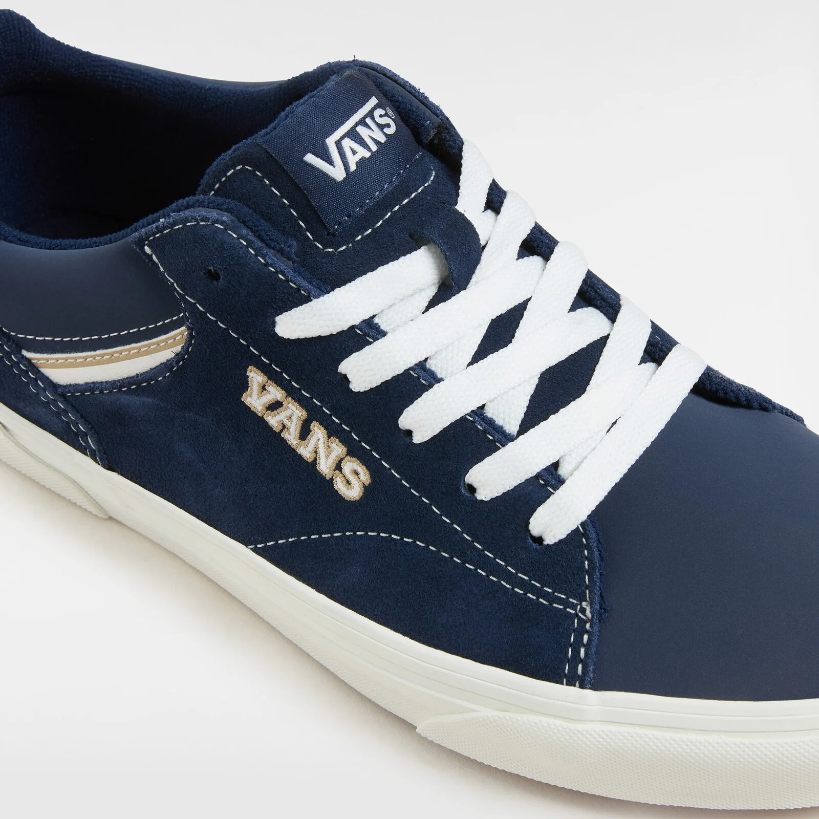 Vans Mens Seldan Canvas Low Rise Trainers - Image 9